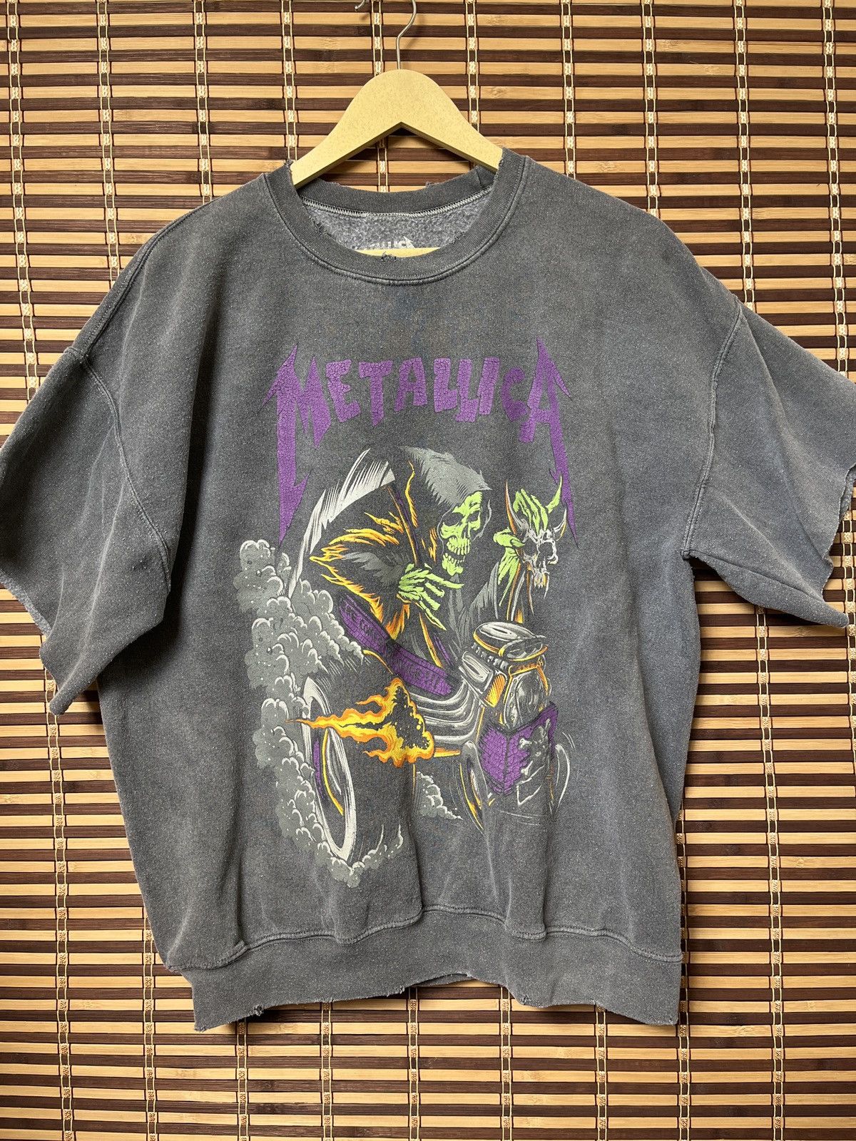 Metallica Distressed Metallica Here Comes Revenge Sweater Crop Sleeves Size US L / EU 52-54 / 3 - 18 Thumbnail