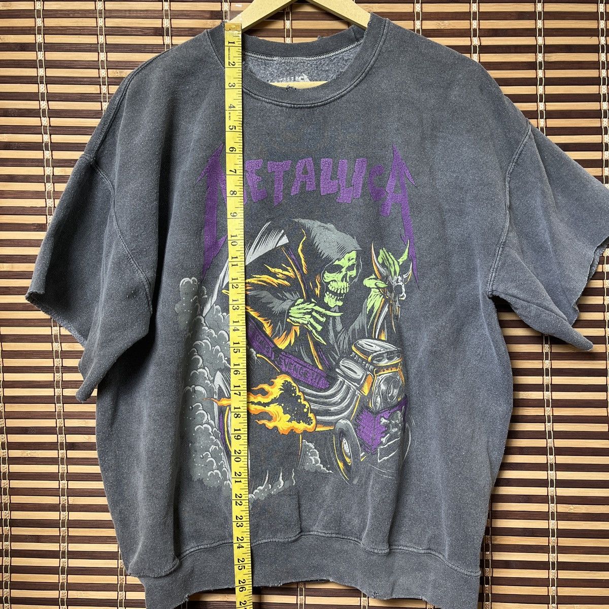 Metallica Distressed Metallica Here Comes Revenge Sweater Crop Sleeves Size US L / EU 52-54 / 3 - 3 Thumbnail