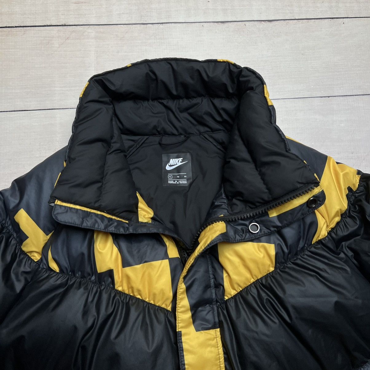 Nike Vintage Nike Print Puffer Down Jacket Ochre Black Yellow Size US XL / EU 56 / 4 - 5 Thumbnail