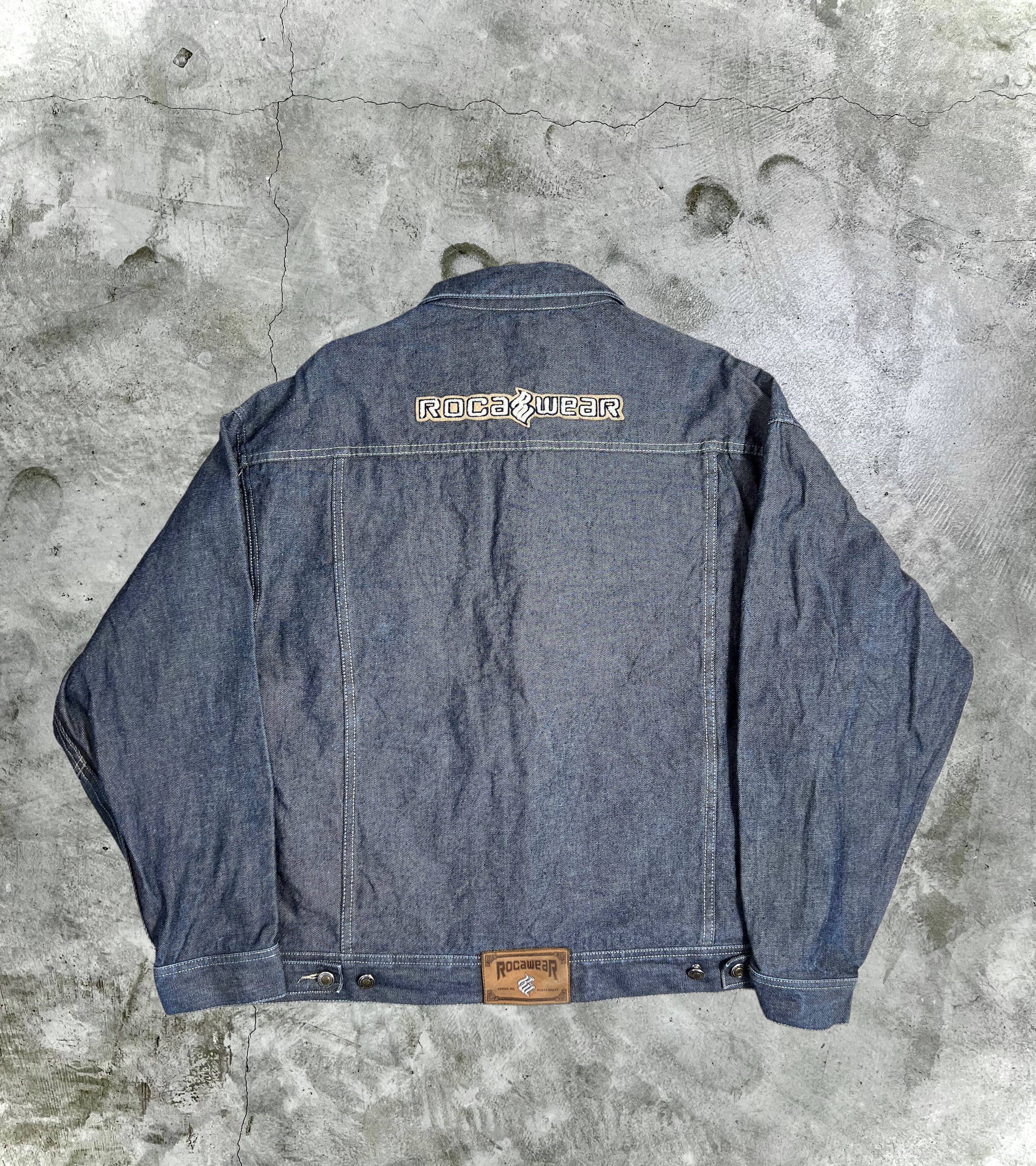 Rocawear Vintage Rocawear Clothing Hiphop Denim Jacket (XL) JK163 Size US XL / EU 56 / 4 - 2 Thumbnail