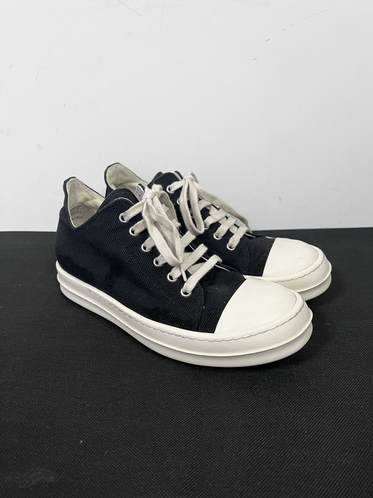 Rick Owens Drkshdw Rick owens drkshdw ramones low sneakers sz 37.5 Size US 7.5 / IT 37.5 - 5 Thumbnail