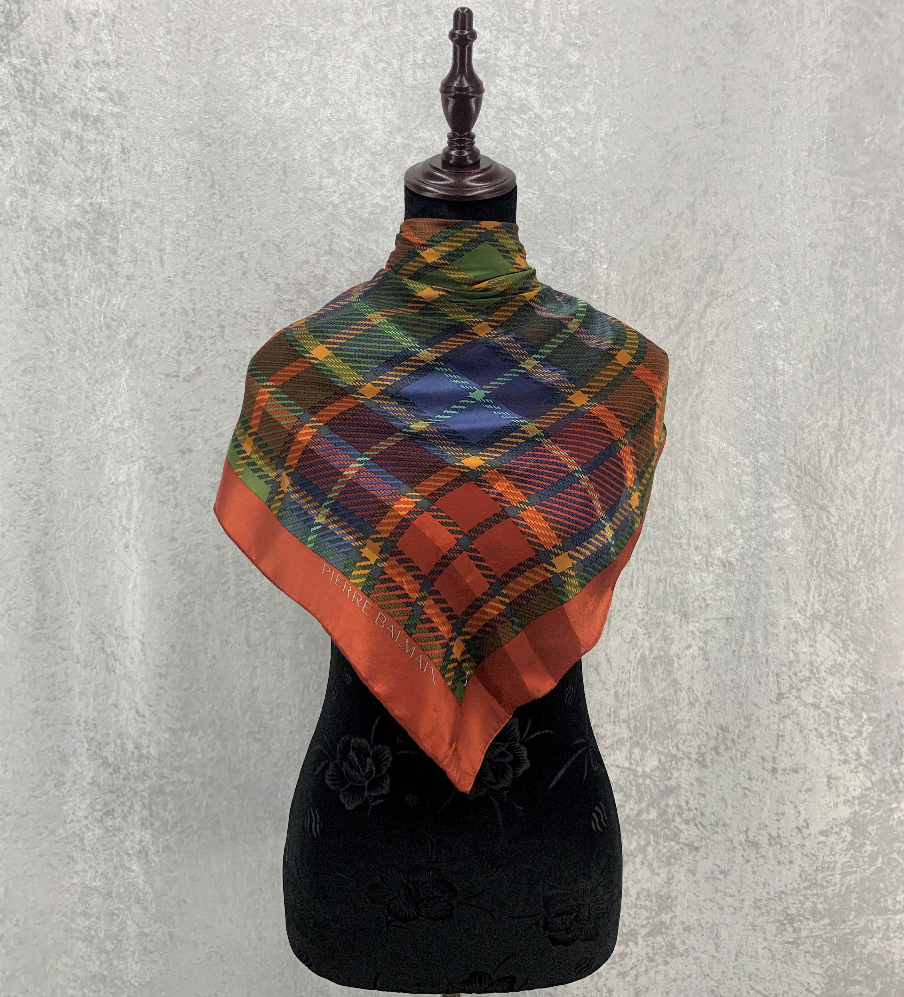 Vintage Pierre Balmain Neck Silk Scarf/Square Scarf -SCA189