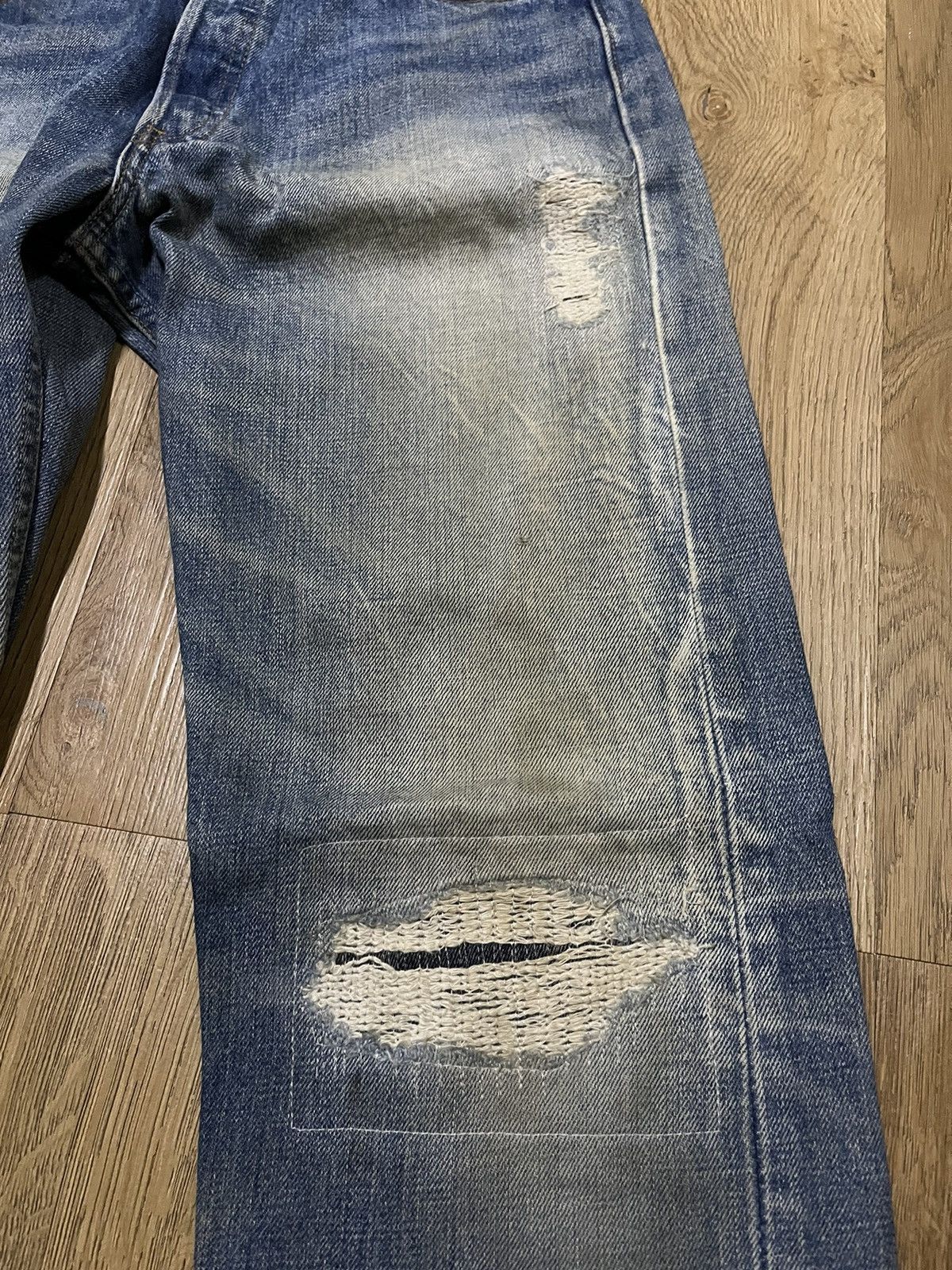 Levi's Vintage Levi’s 501 distressed denim Kurt cobain design Size US 29 - 12 Thumbnail