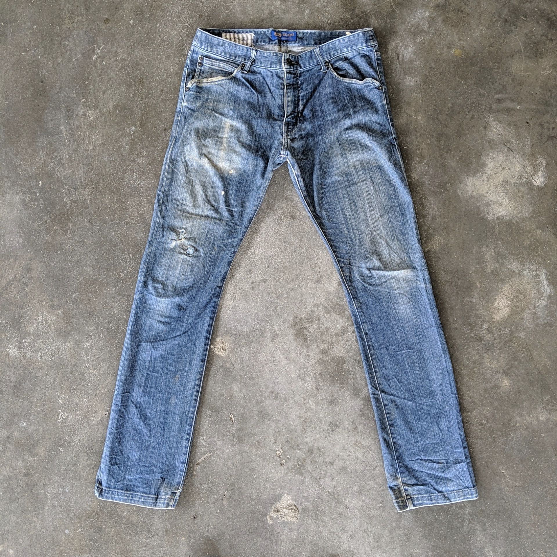 Japanese Brand Vintage Beams Distressed Faded Denim Jeans Pants W34 Size US 34 / EU 50 - 1 Thumbnail