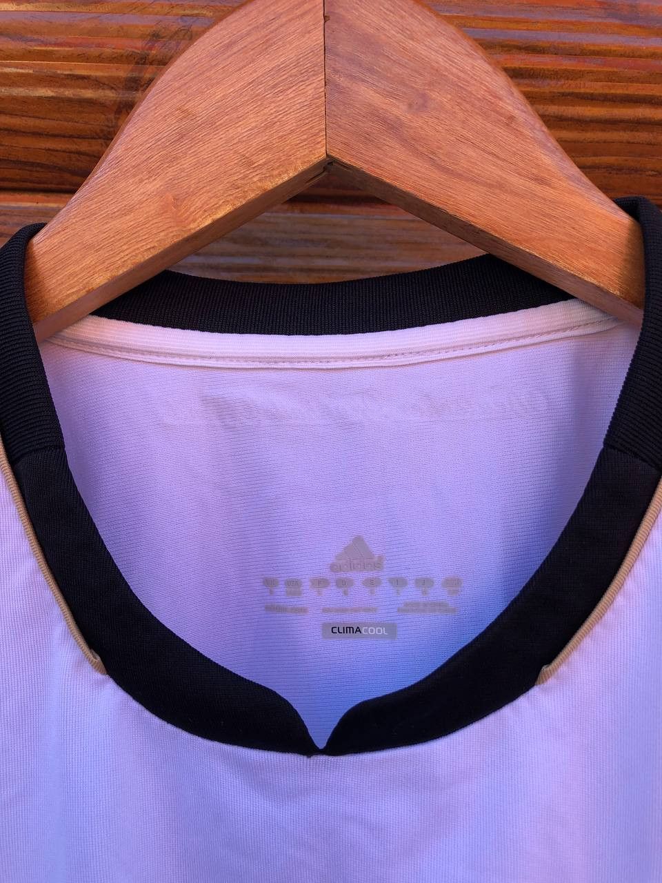 Adidas GERMANY NATIONAL HOME FOOTBALL SOCCER SHIRT JERSEY ADIDAS Size US S / EU 44-46 / 1 - 4 Thumbnail