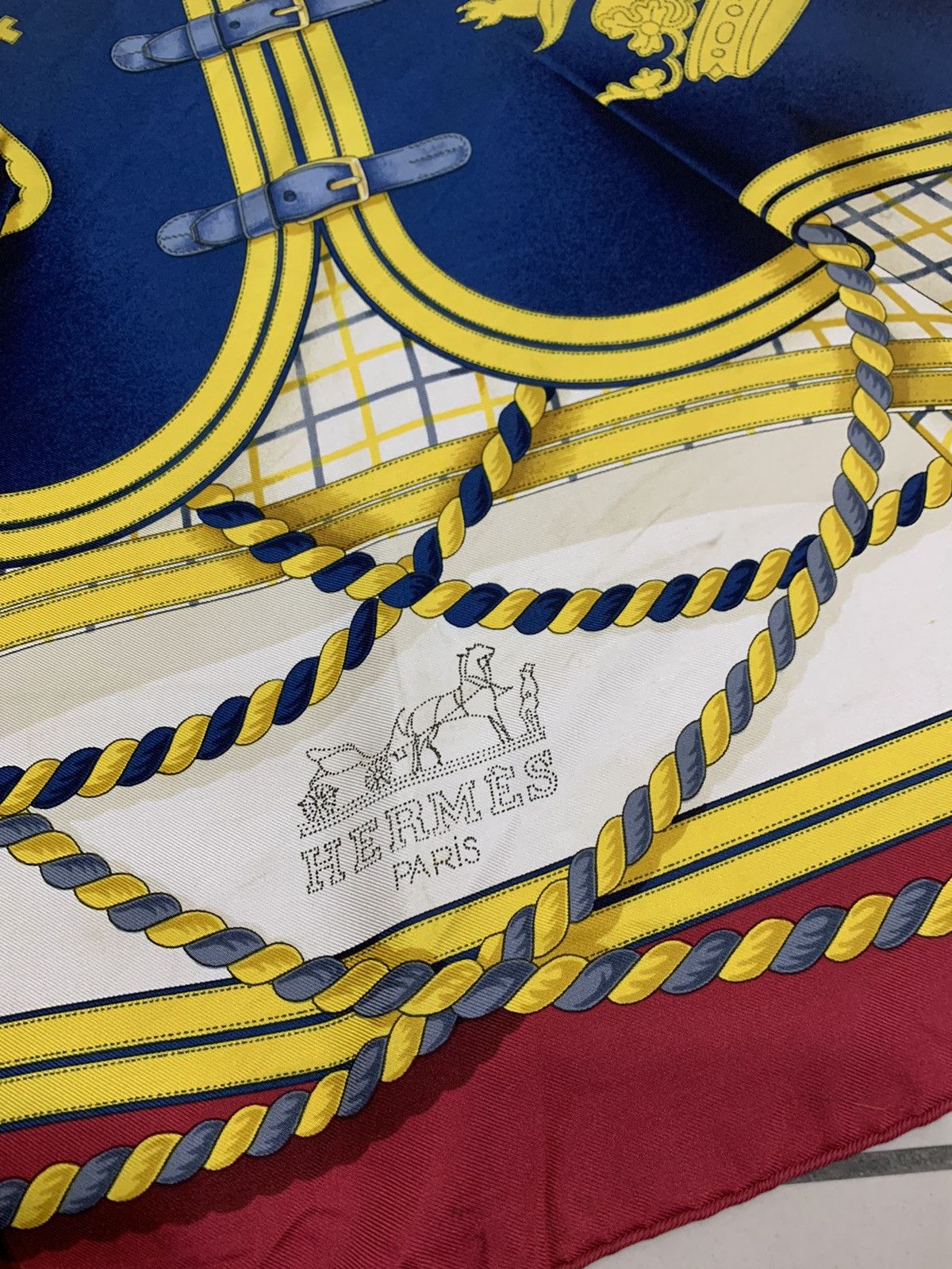 Hermes HERMES PARIS GRANDE TENUE CARRE 1980s VINTAGE SILK SCARF Size ONE SIZE - 4 Thumbnail