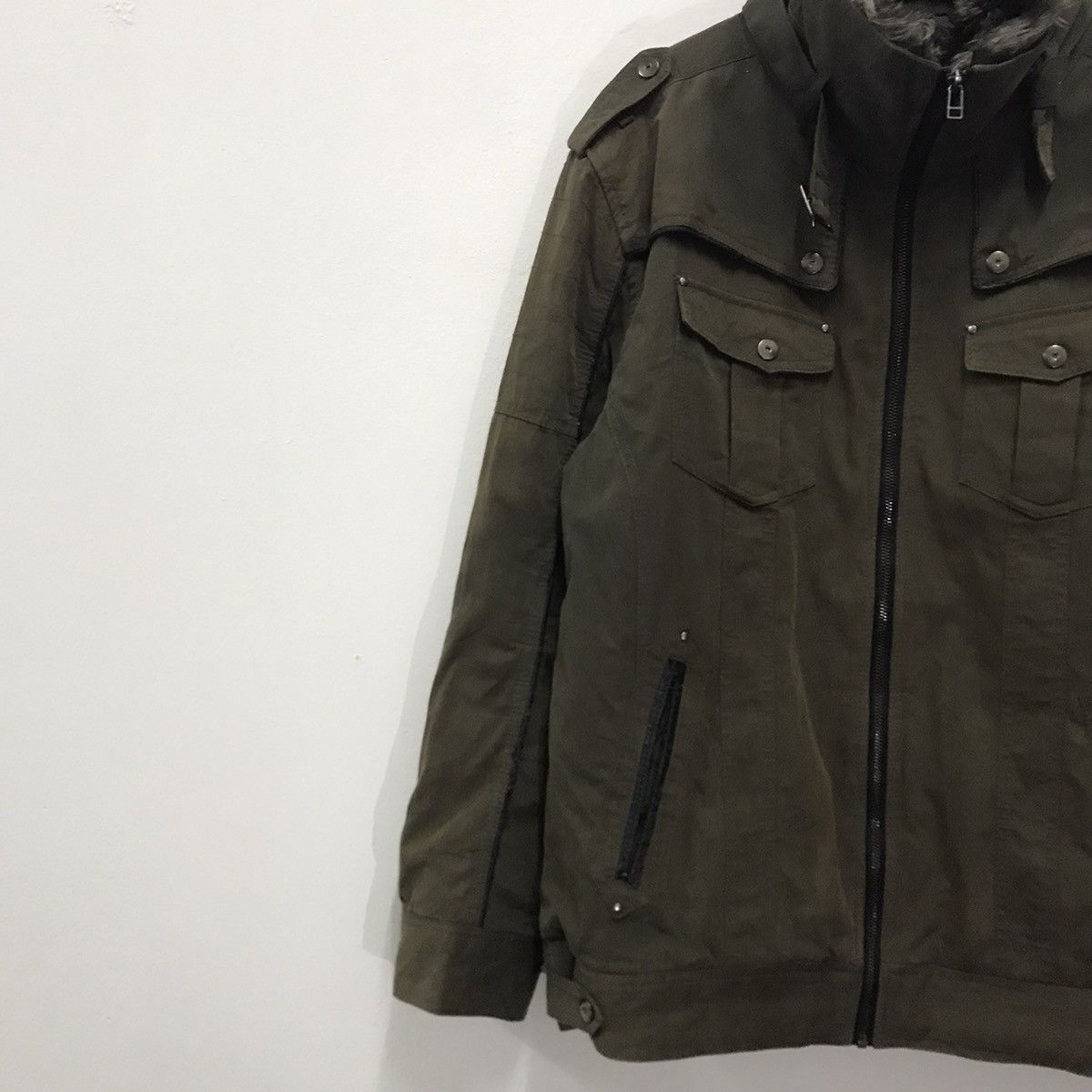 Japanese Brand Vintage Bareback Realdress Tactical Jacket Fur Collar Size US L / EU 52-54 / 3 - 4 Thumbnail