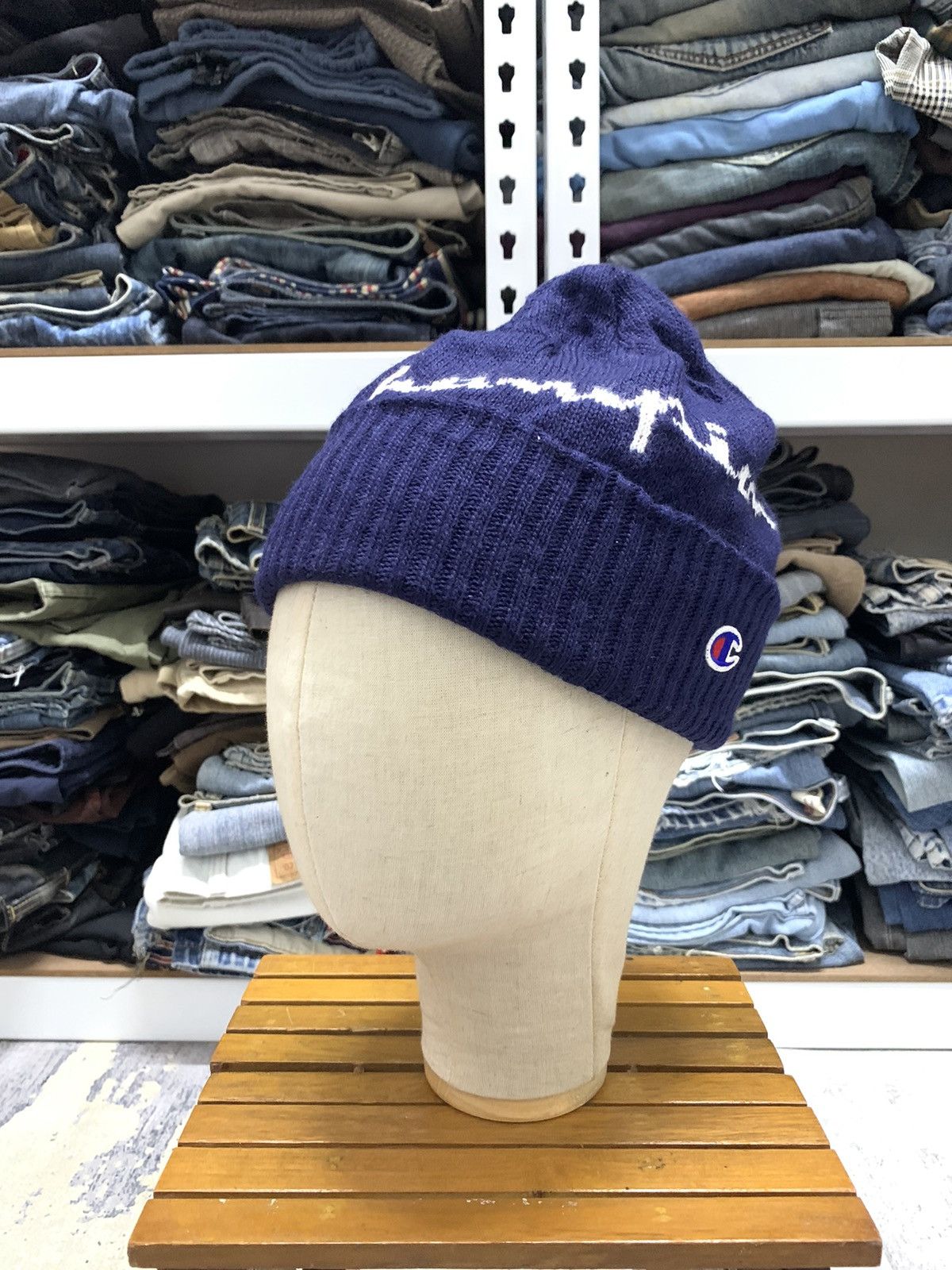 Champion Vintage Y2K Champion Big Logo Spell Out Beanie Hat Size ONE SIZE - 1 Thumbnail