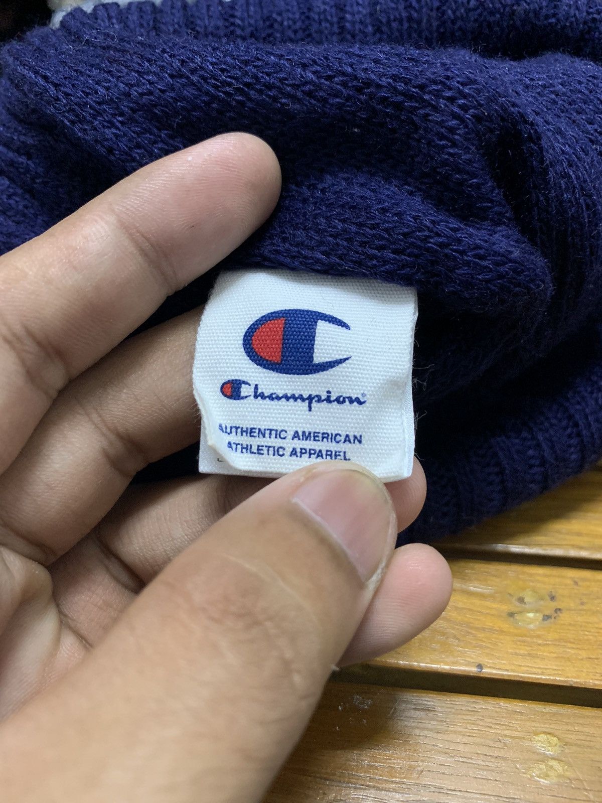 Champion Vintage Y2K Champion Big Logo Spell Out Beanie Hat Size ONE SIZE - 8 Thumbnail