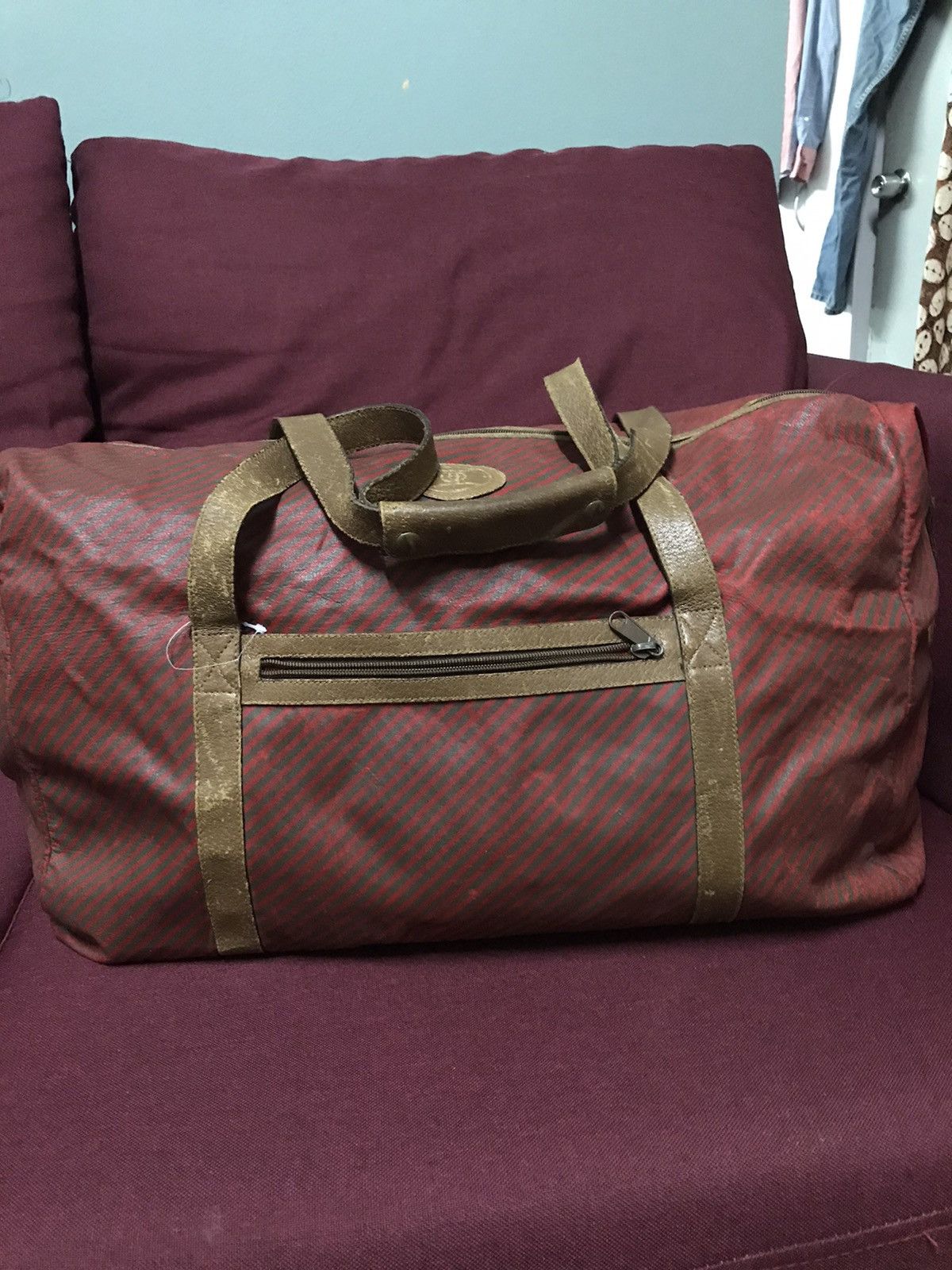 Gucci × Vintage Vintage Gucci travel 🧳 bag Size ONE SIZE - 1 Thumbnail