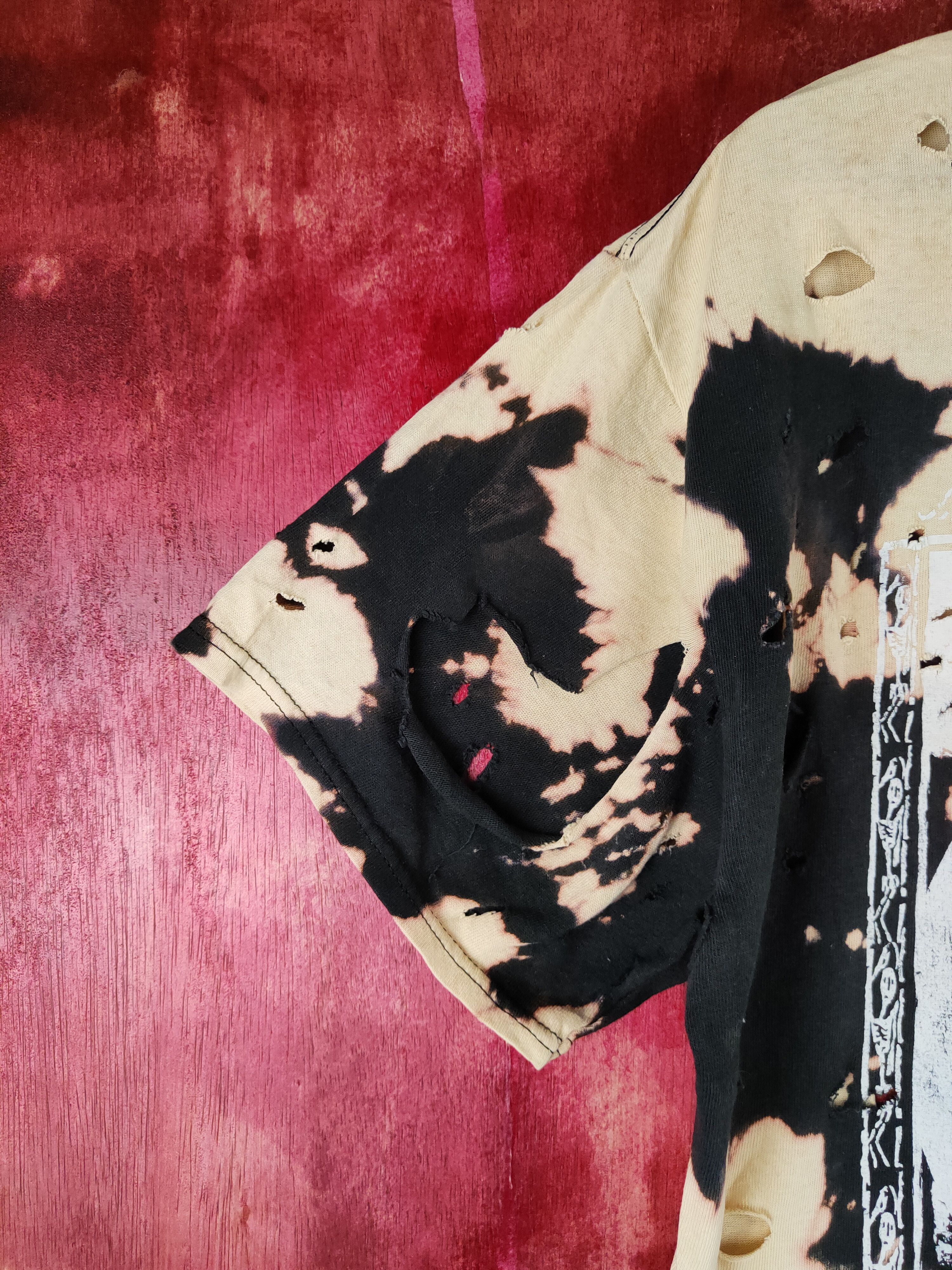 Expert Horror BeetleJuice movie horror distressed acid wash tee #S672 Size US L / EU 52-54 / 3 - 6 Thumbnail
