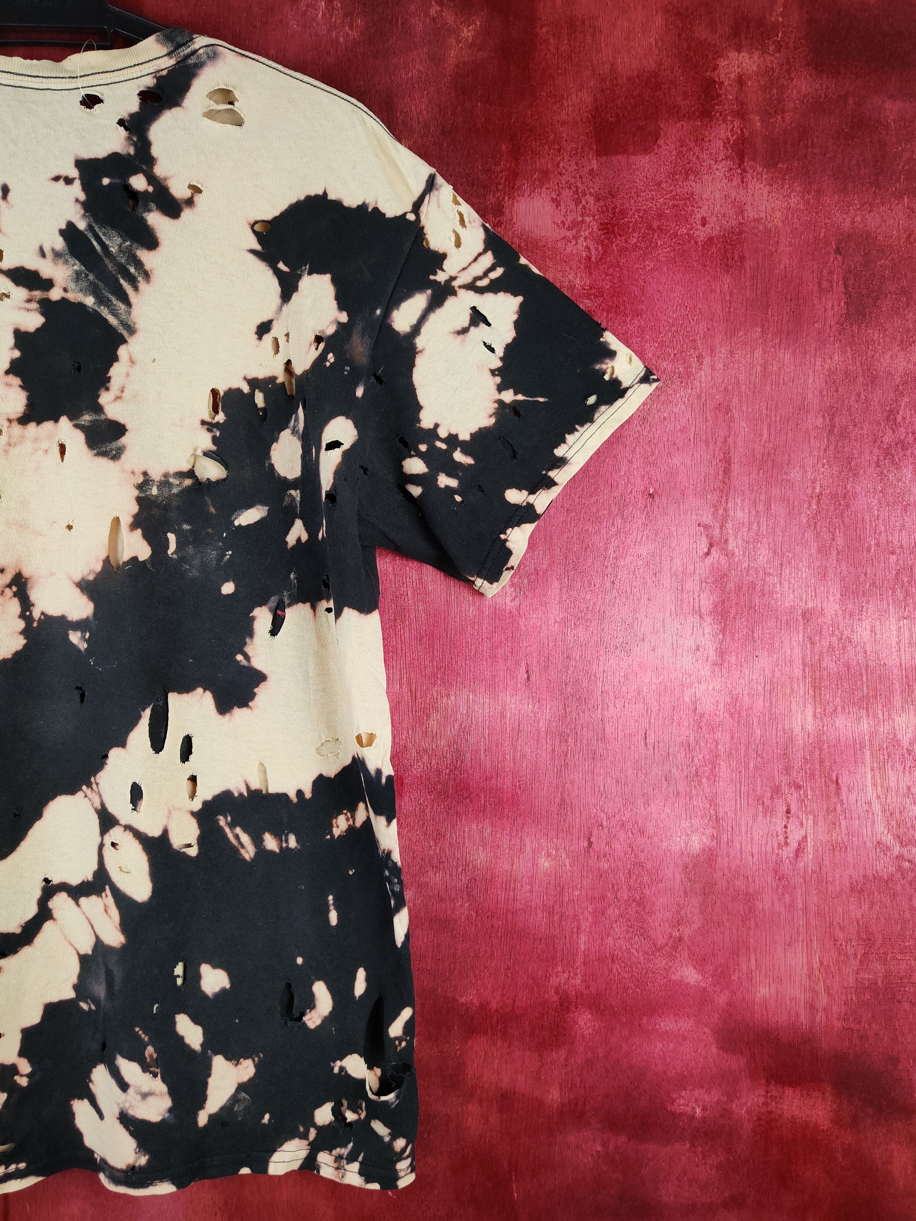 Expert Horror BeetleJuice movie horror distressed acid wash tee #S672 Size US L / EU 52-54 / 3 - 12 Thumbnail