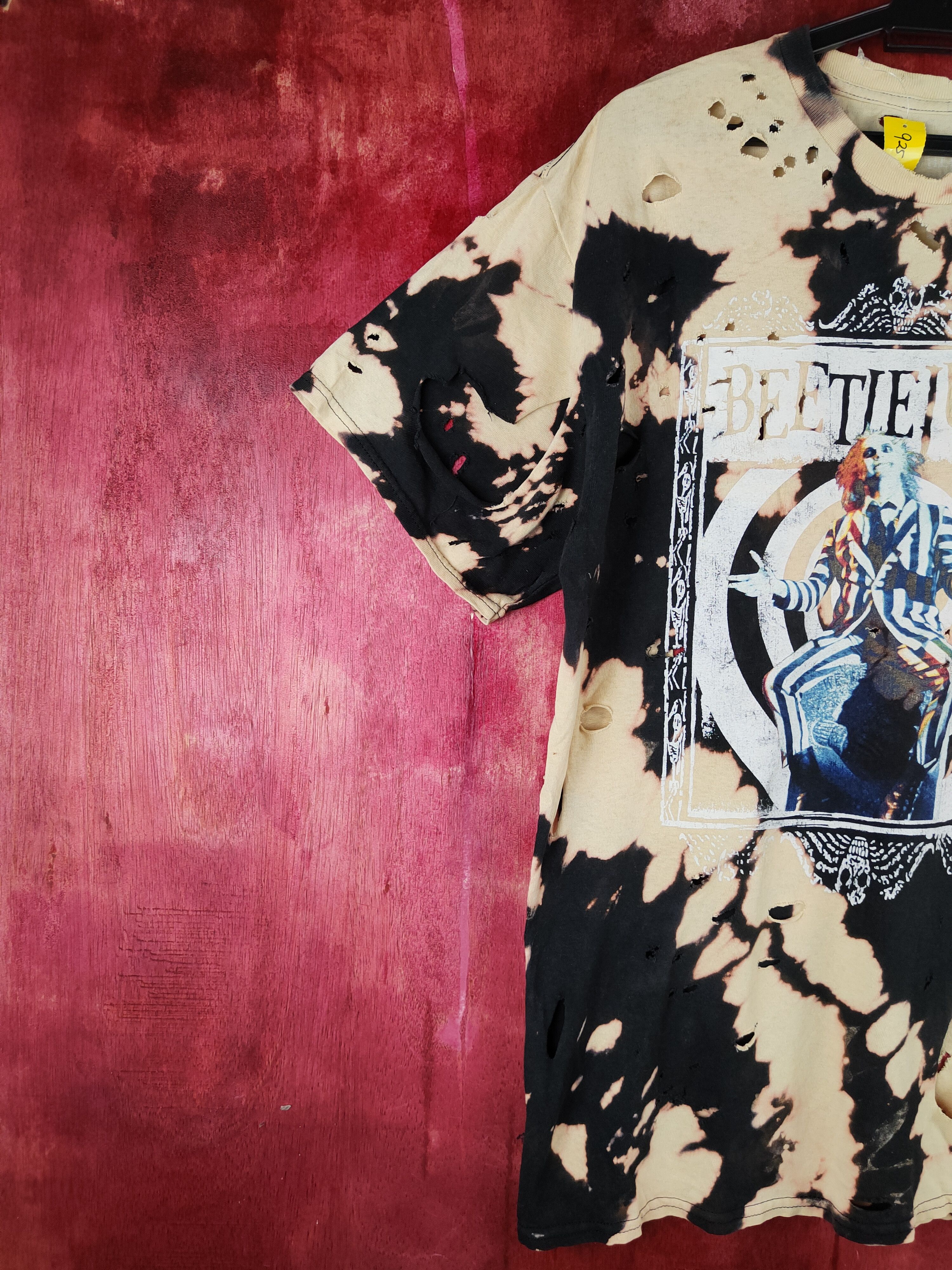 Expert Horror BeetleJuice movie horror distressed acid wash tee #S672 Size US L / EU 52-54 / 3 - 5 Thumbnail