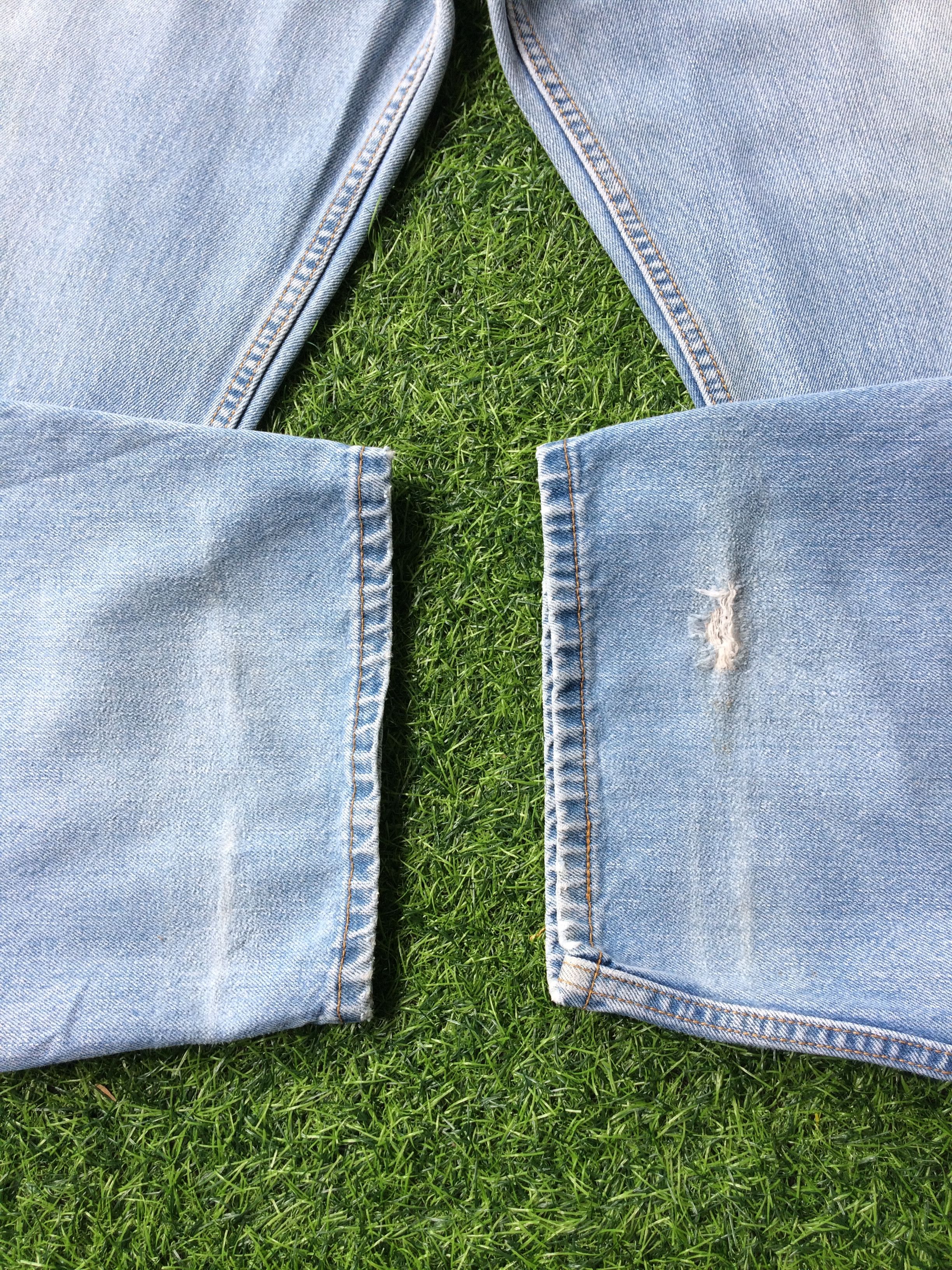 Levi's W51 Distressed Levis 560 Ripped Jeans #B-338 Size US 44 / EU 60 - 7 Thumbnail