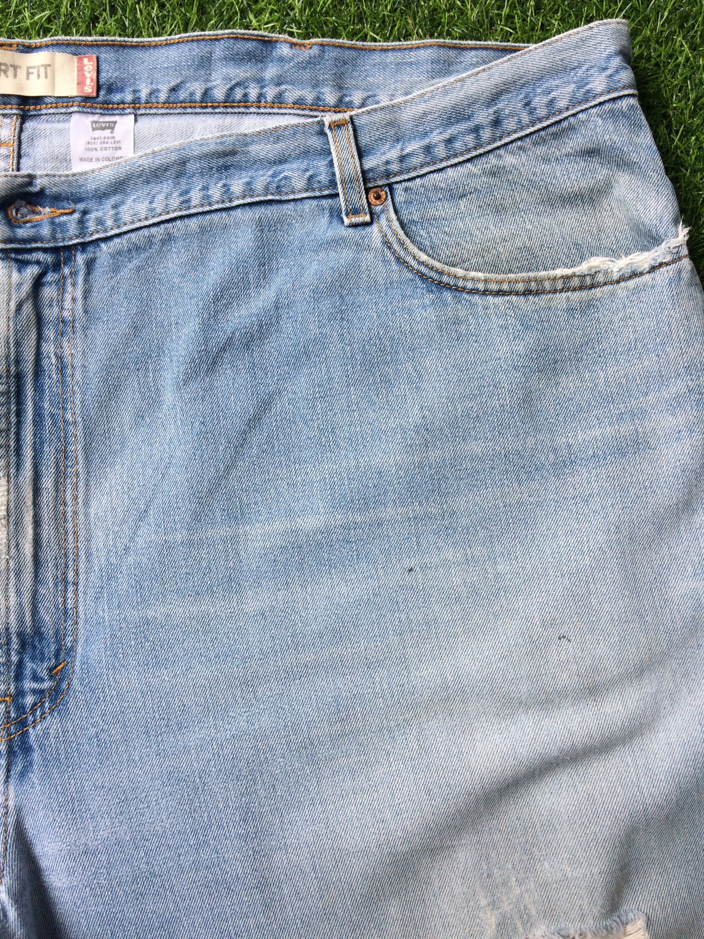 Levi's W51 Distressed Levis 560 Ripped Jeans #B-338 Size US 44 / EU 60 - 4 Thumbnail