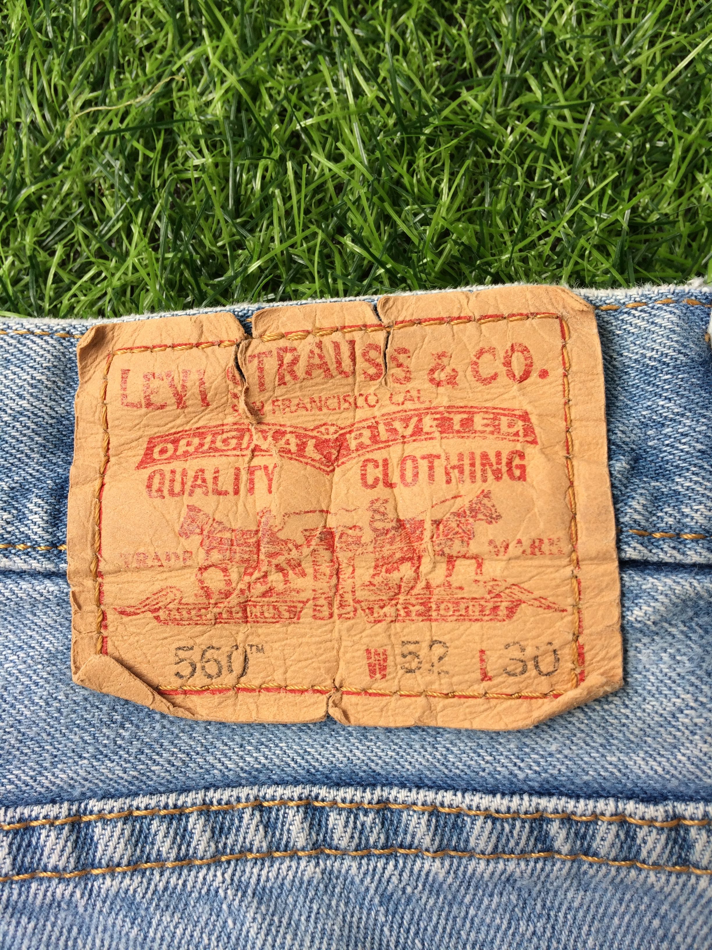 Levi's W51 Distressed Levis 560 Ripped Jeans #B-338 Size US 44 / EU 60 - 11 Thumbnail