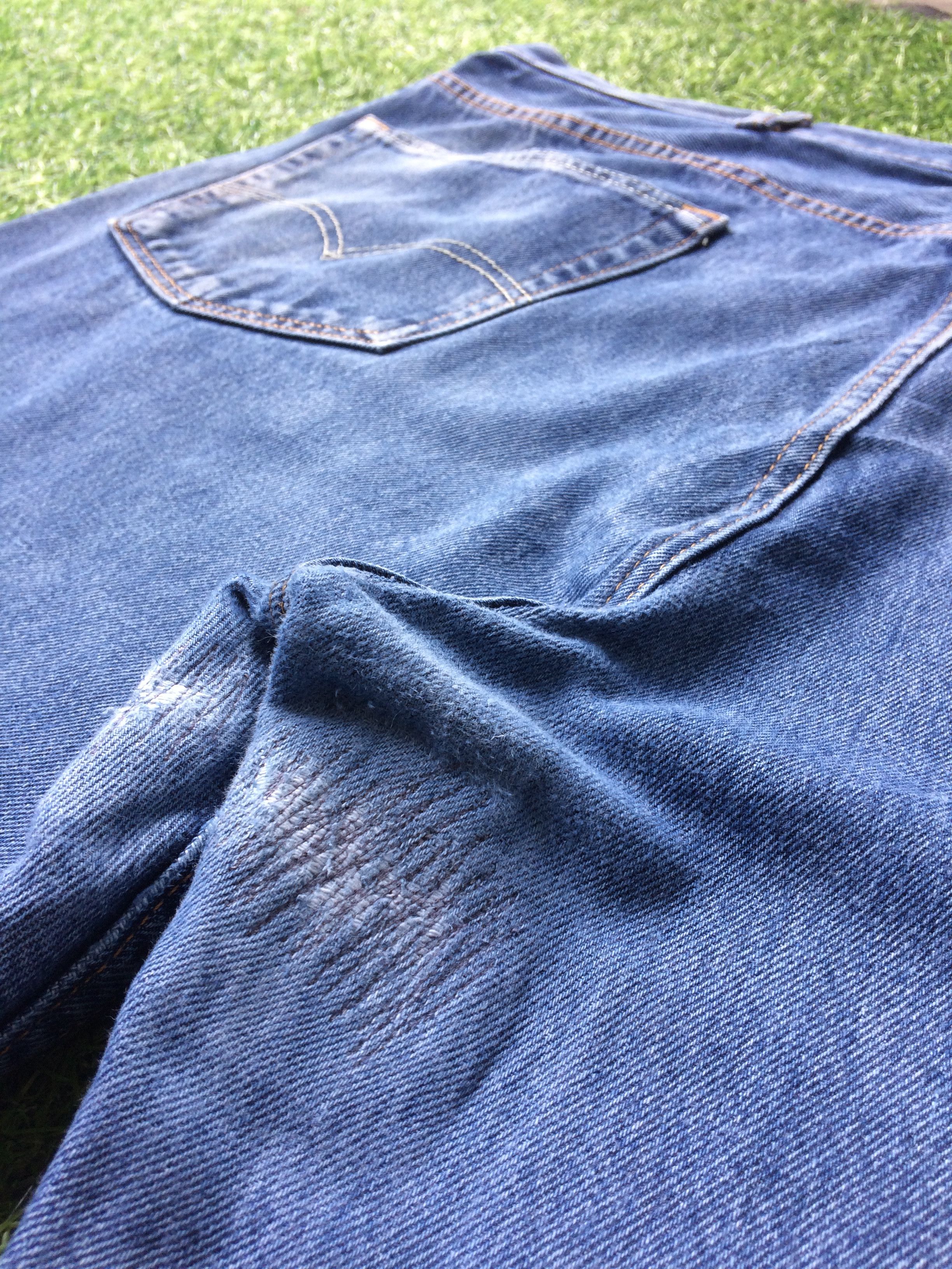 Levi's × Vintage W48 Distressed Levis 550 High-Waisted #B-382 Size US 44 / EU 60 - 11 Thumbnail