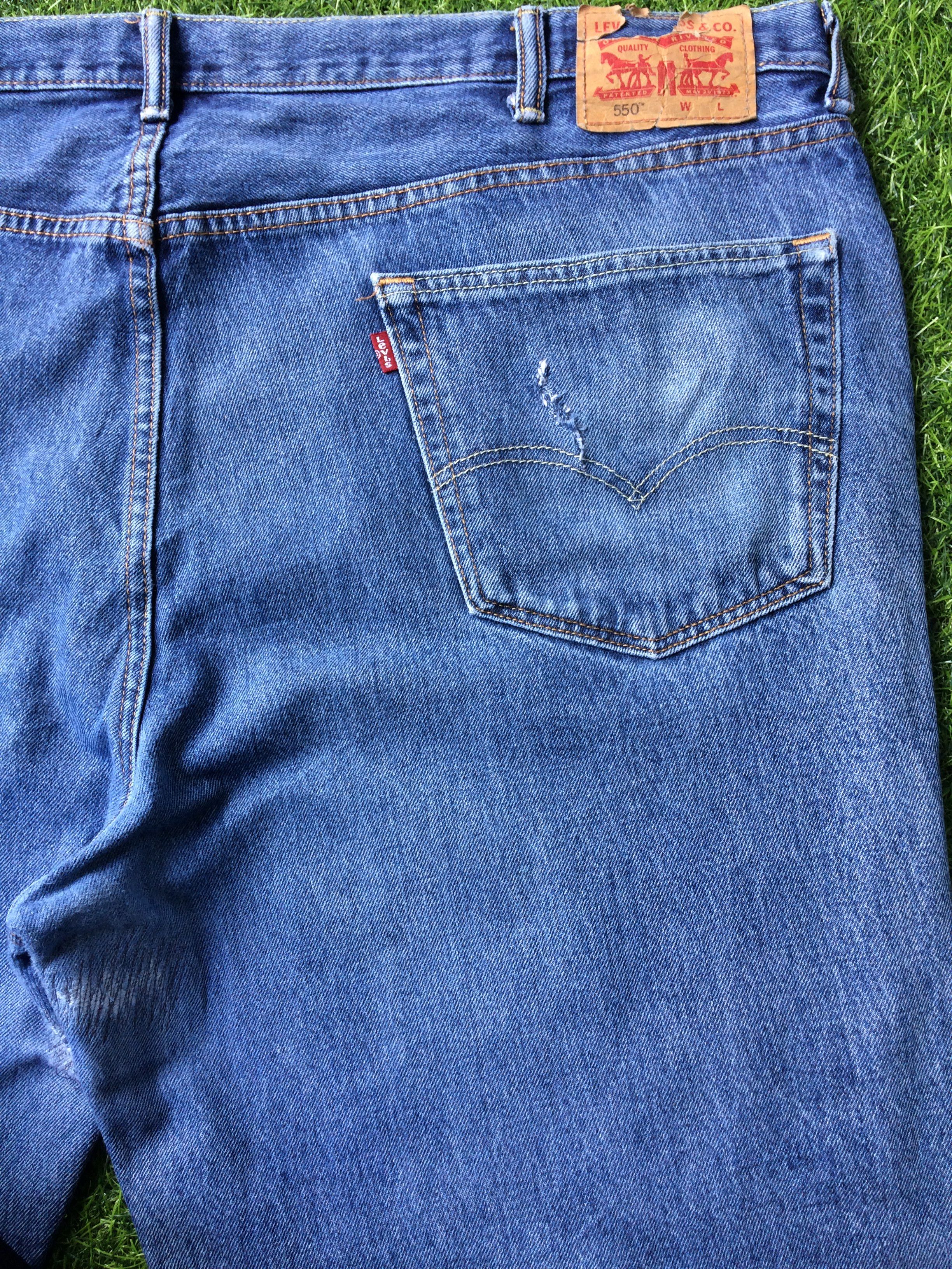 Levi's × Vintage W48 Distressed Levis 550 High-Waisted #B-382 Size US 44 / EU 60 - 7 Thumbnail