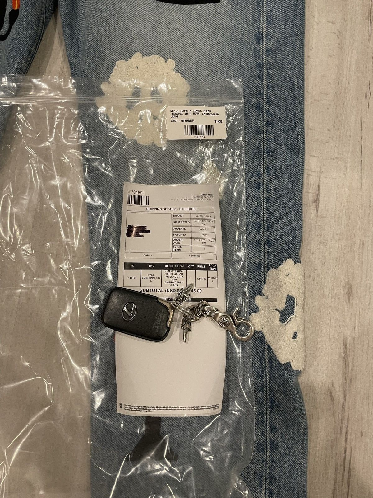 DENIM TEARS × Virgil Abloh Denim Tears Virgil Abloh Message In A Tear Embroidered Size US 31 - 10 Thumbnail