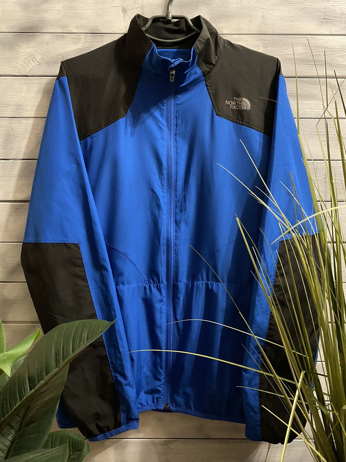 The North Face Light Thin Jacket The North Face Reflective Logo. TNF Y2K. Size US M / EU 48-50 / 2 - 1 Thumbnail