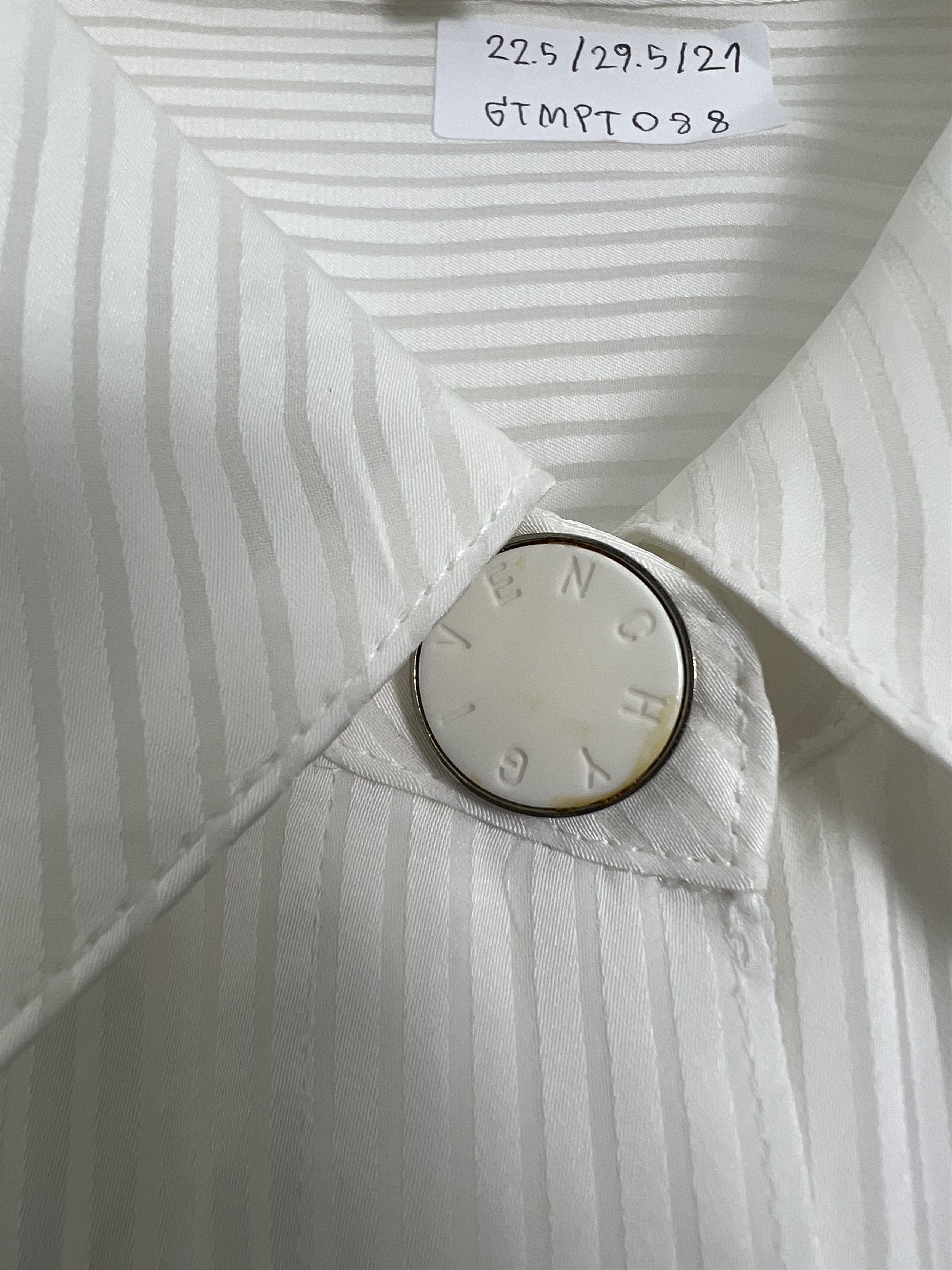 Givenchy Vintage Givenchy Glamour Shirt (42) GTMPT088 Size M / US 6-8 / IT 42-44 - 3 Thumbnail