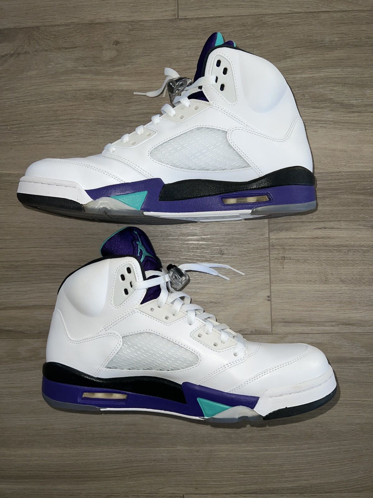Jordan Brand Grape Air Jordan 5 Retro (2013) VNDS Sz 12 White Purple Size US 12 / EU 45 - 2 Thumbnail