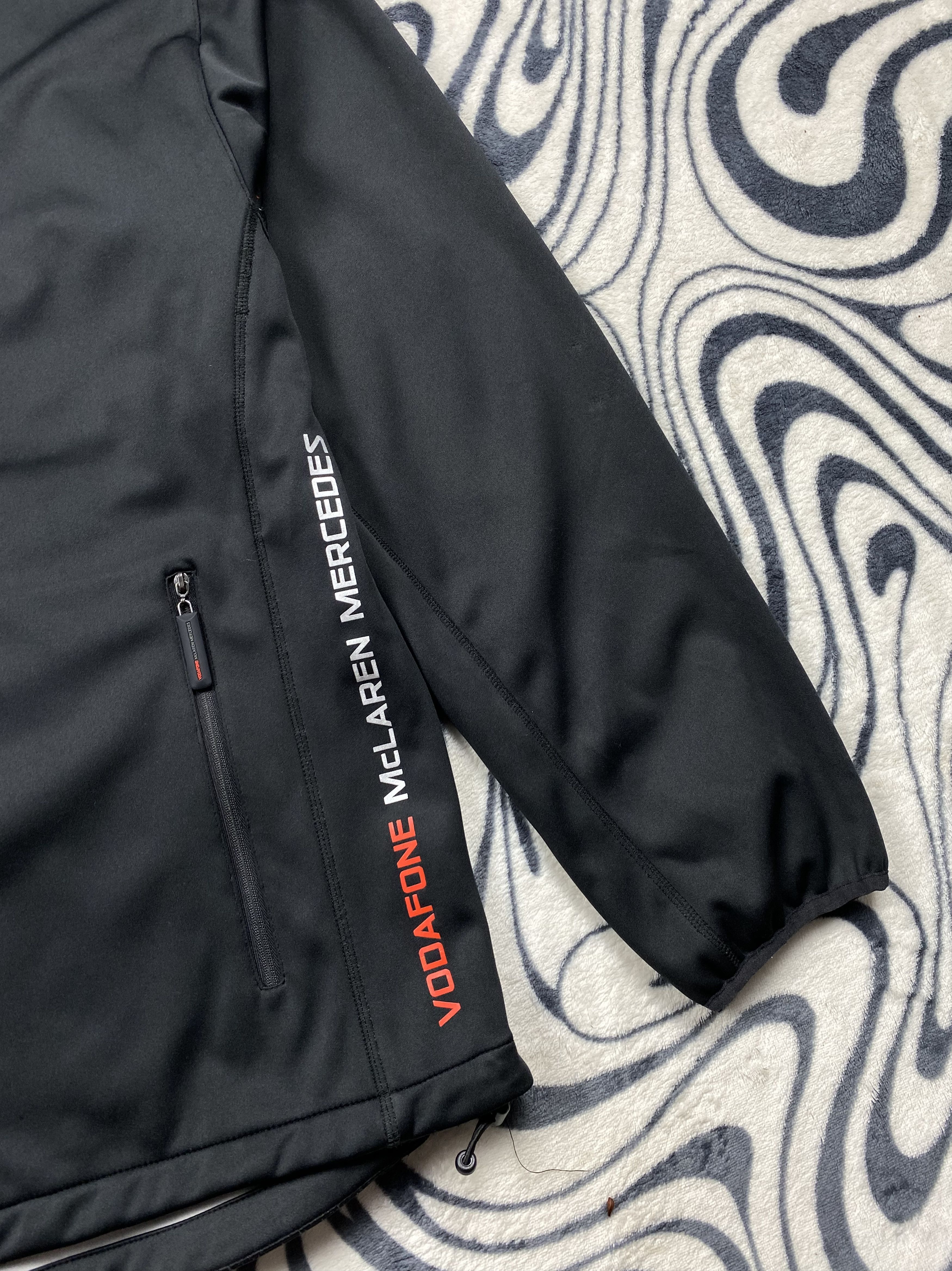 Mercedes-Benz × Vintage Vintage Vodafone McLaren Mercedes Jacket Size US XXL / EU 58 / 5 - 2 Thumbnail