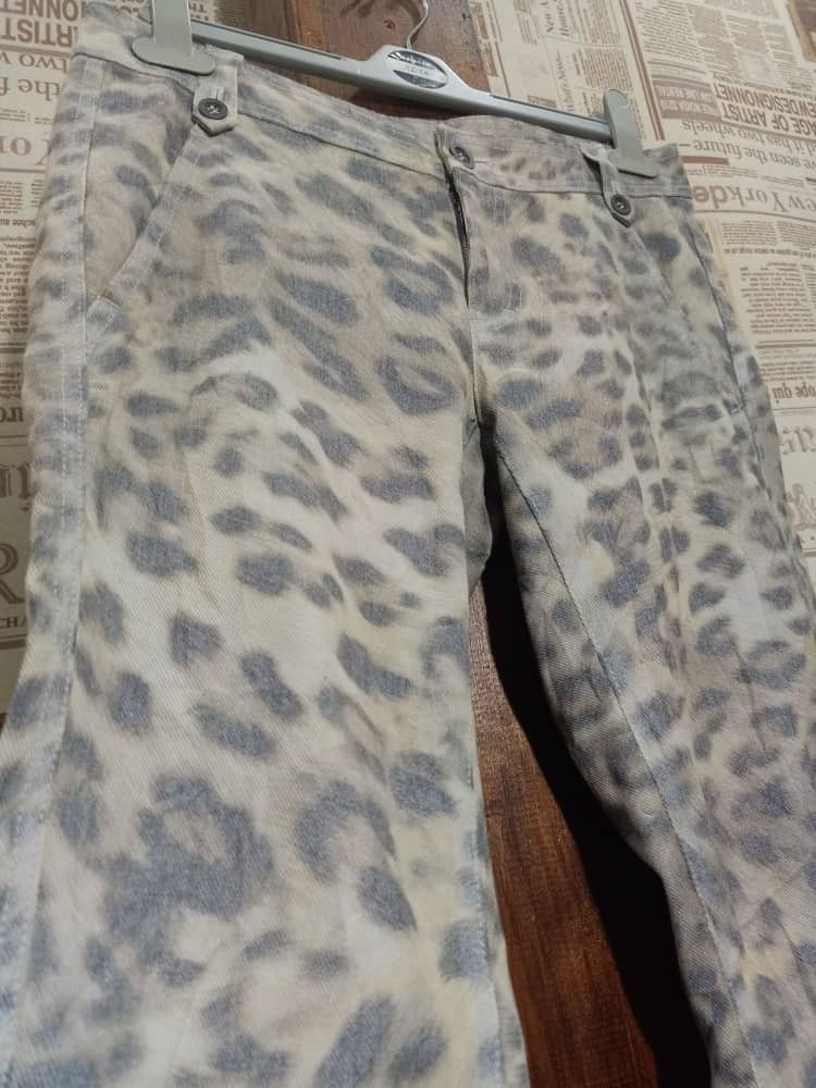 Hysteric Glamour × Japanese Brand × Vintage Japanese Brand ABAHOUSE DEVINETTE Leopard Trousers Size US 30 / EU 46 - 4 Thumbnail
