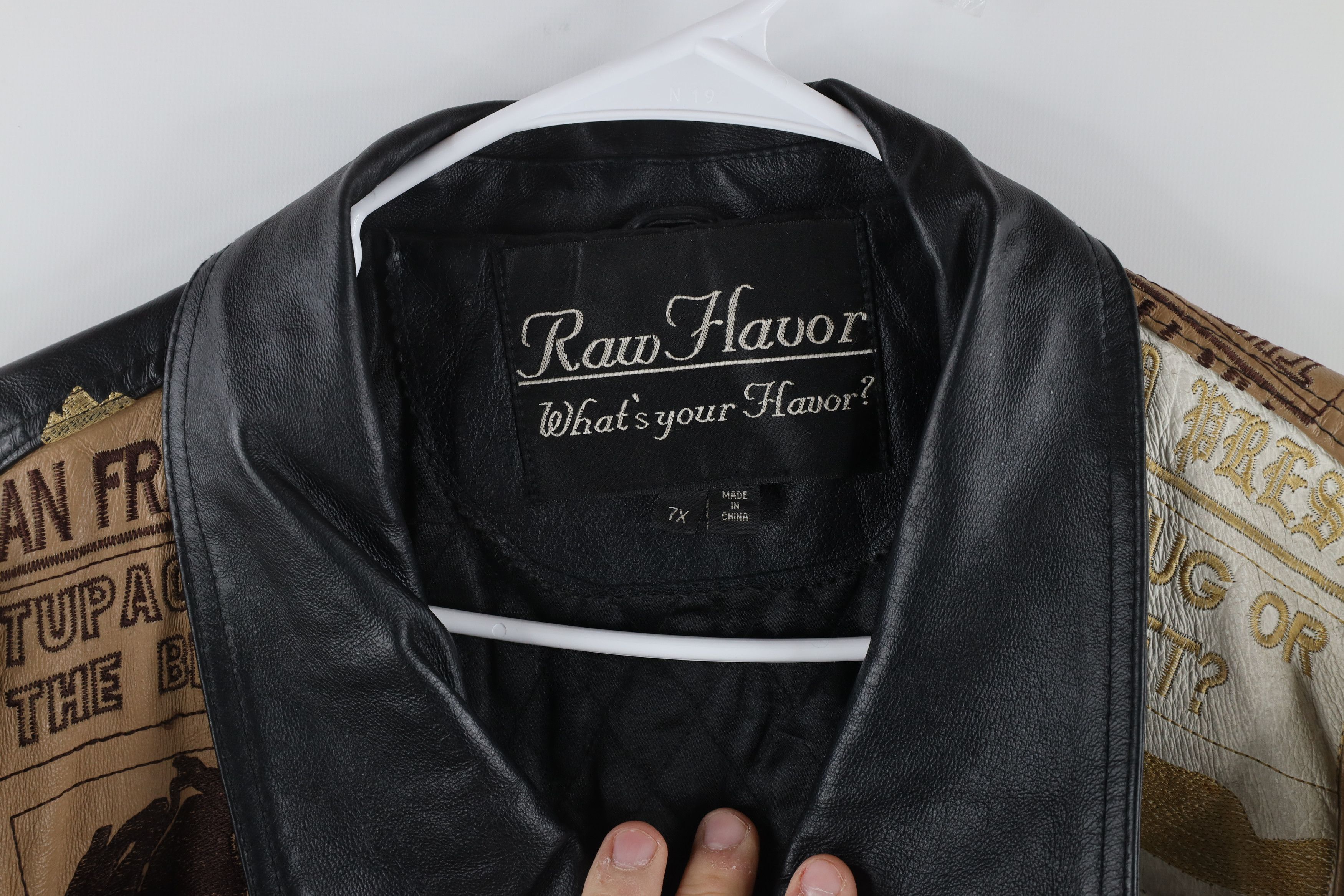 Vintage Vintage 90s Streetwear Leather 2 Pac Bomber Jacket 7XL Size US XXL / EU 58 / 5 - 6 Thumbnail