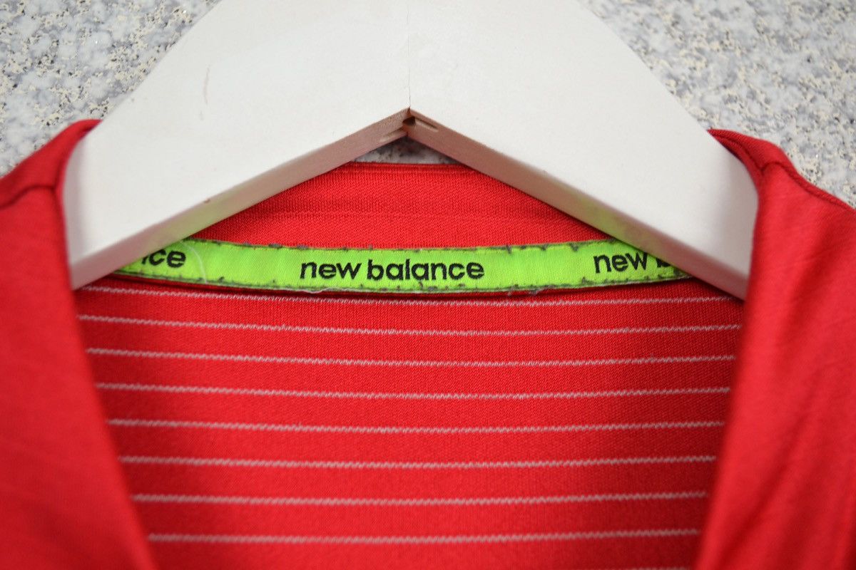 New Balance Liverpool New Balance Football Sweatshirt Soccer Size US M / EU 48-50 / 2 - 10 Thumbnail