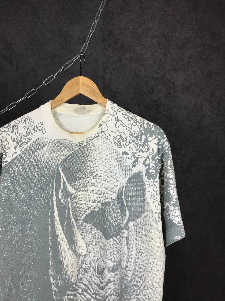 Vintage Animal made in USA American vintage overprinted tee Size US L / EU 52-54 / 3 - 2 Thumbnail