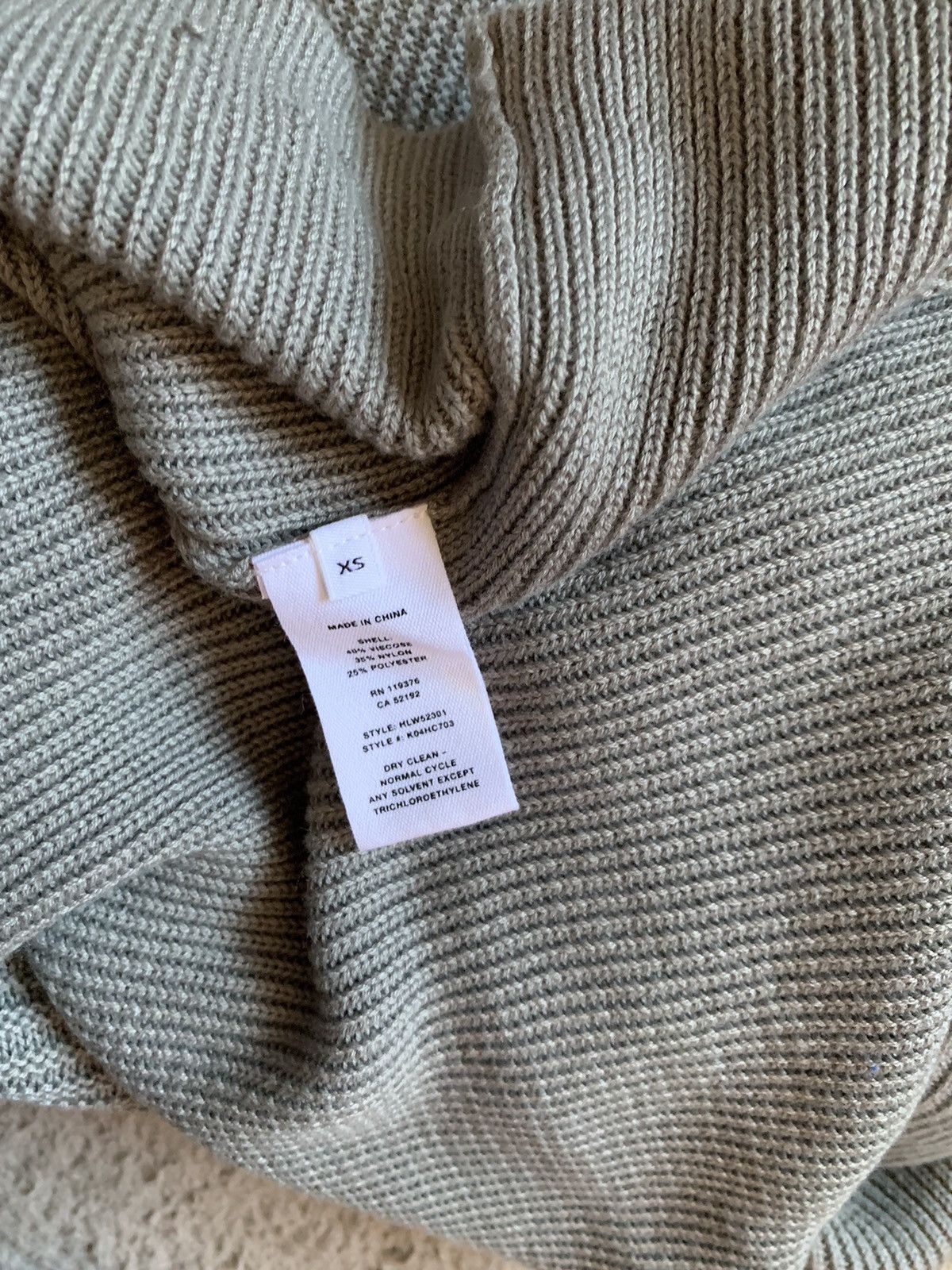 Helmut Lang HELMUT LANG DISTRESSED KNITTED SWEATER Size XS / US 0-2 / IT 36-38 - 17 Thumbnail