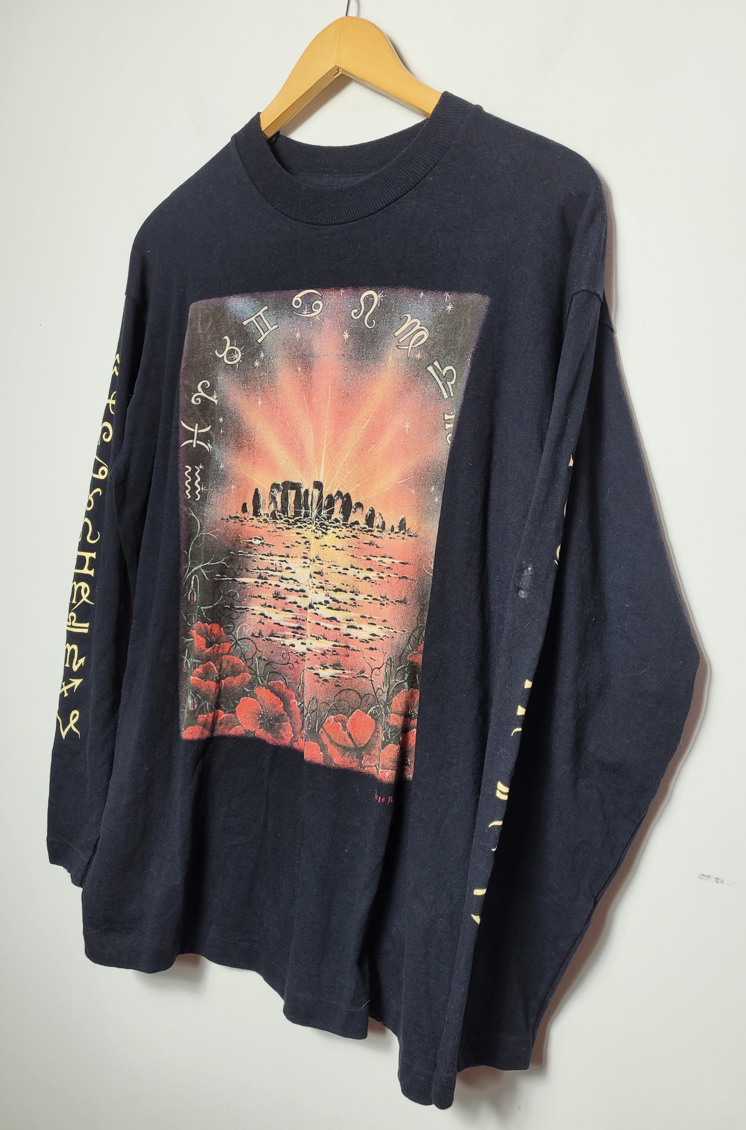 Vintage vintage og 90s Peter E. Pracownik celtic fantasy tee Size US L / EU 52-54 / 3 - 2 Thumbnail