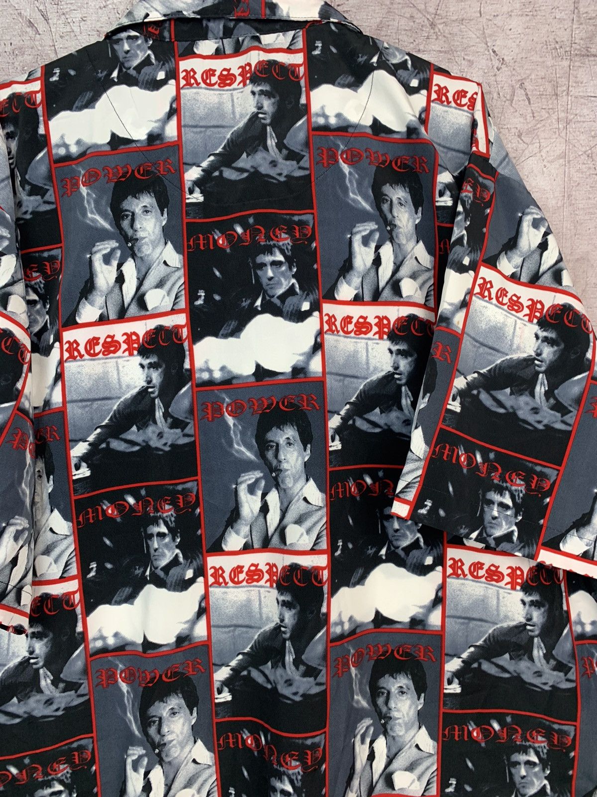 Vintage Scarface Movie Vintage Y2K Mens Hawaiian Shirt Size US XL / EU 56 / 4 - 6 Thumbnail