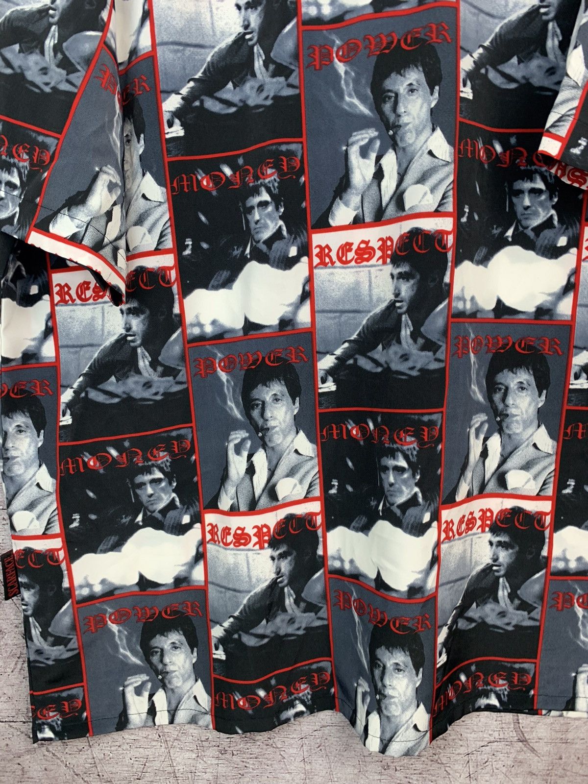 Vintage Scarface Movie Vintage Y2K Mens Hawaiian Shirt Size US XL / EU 56 / 4 - 7 Thumbnail