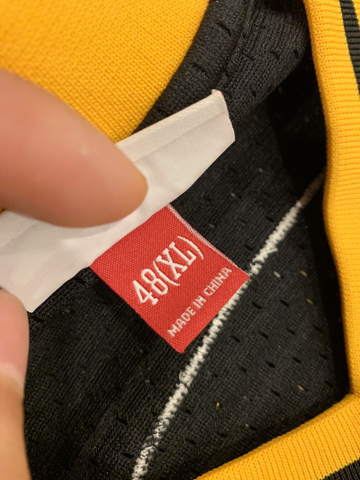 Mitchell & Ness Retro Willie Stargell Pirates Jersey Size US M / EU 48-50 / 2 - 6 Thumbnail