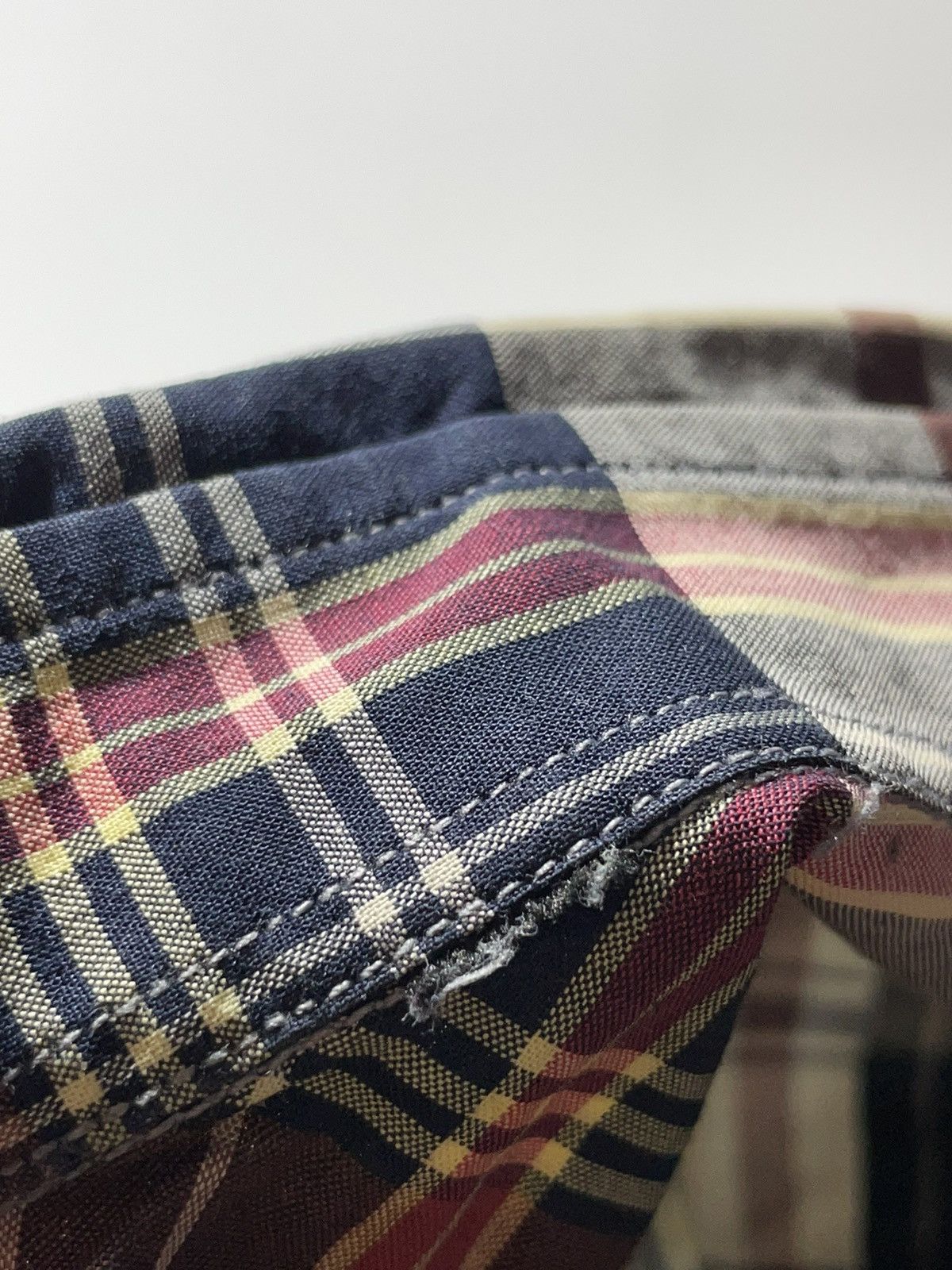 Gucci Gucci Plaid Skinny Shirt Size US M / EU 48-50 / 2 - 8 Thumbnail