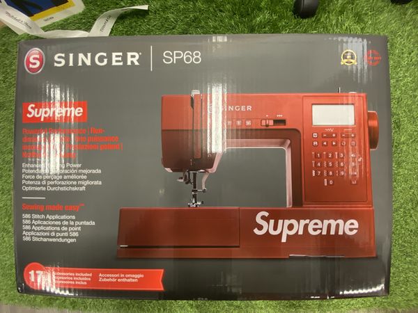 Supreme SINGER SP68 Computerized Sewing Machine (US Plug) Red - FW22 - US