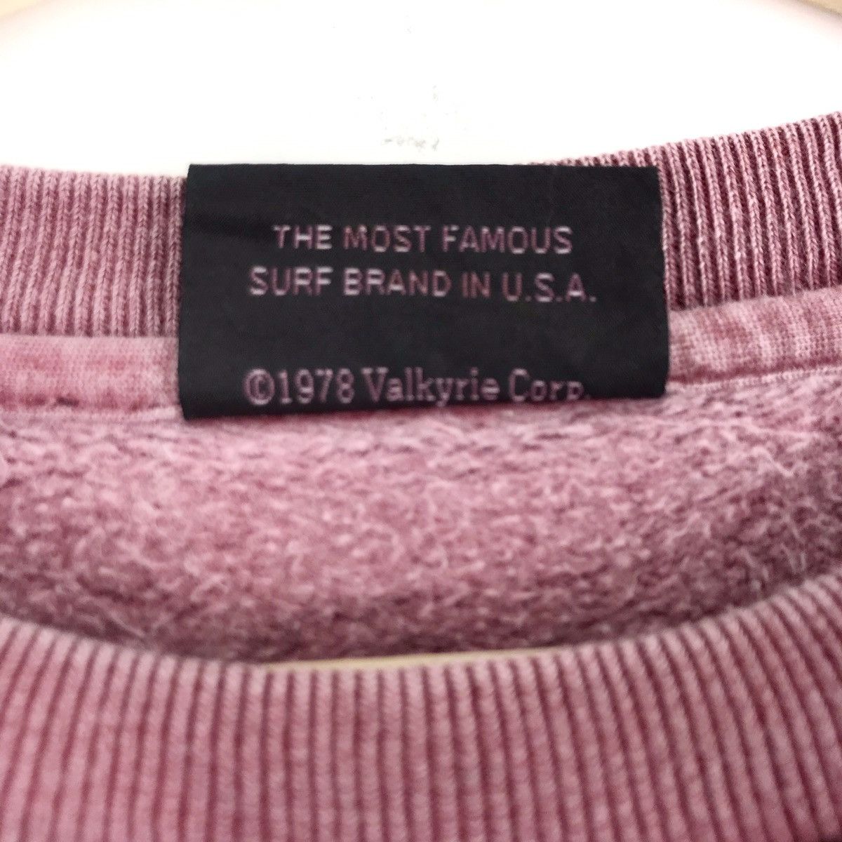 Vintage 90’s Bear Surfboards Sweatshirts Stonewash Red Crewneck Size US M / EU 48-50 / 2 - 10 Thumbnail