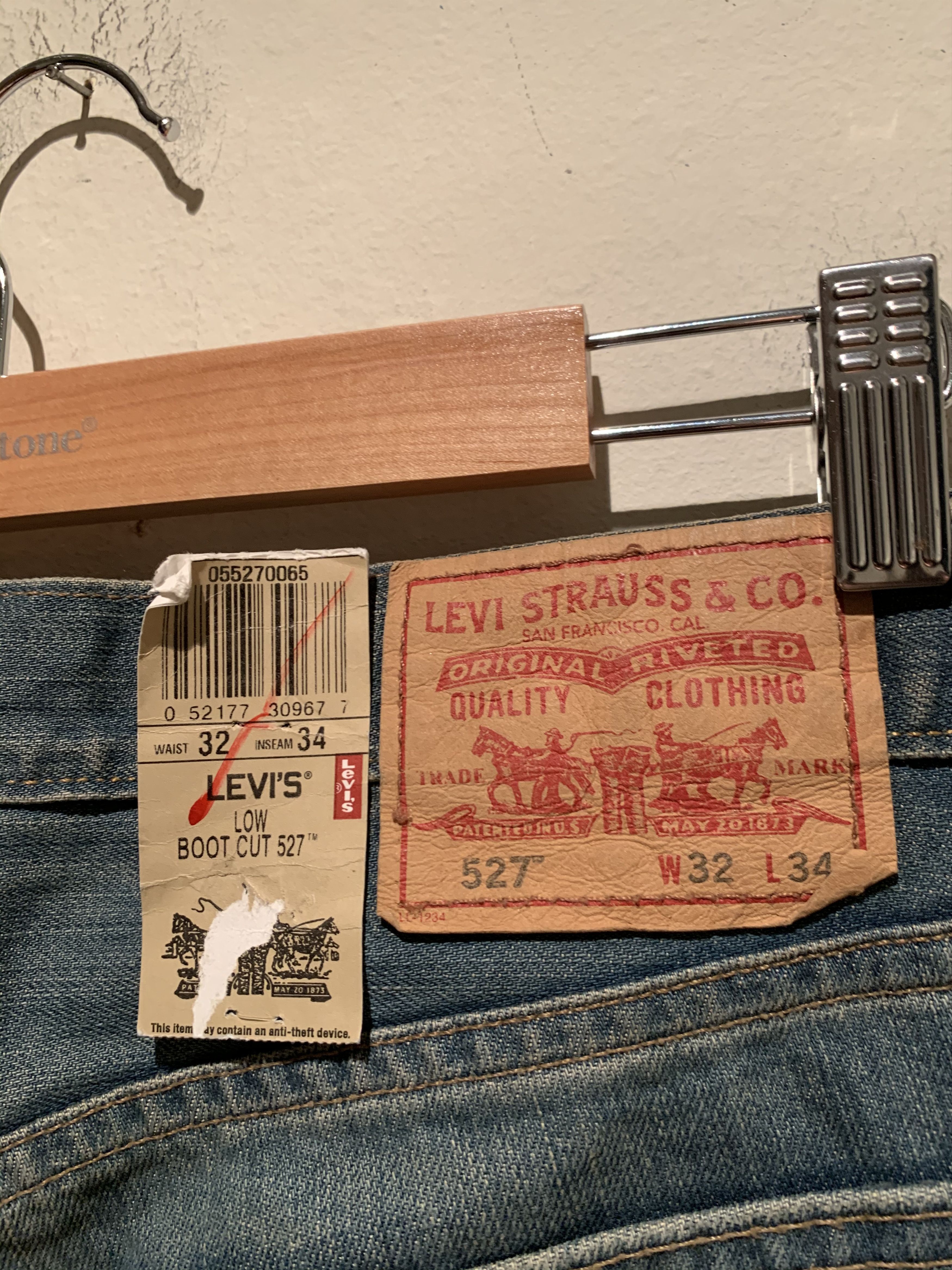 Levi's *RARE* Vintage New Levi’s 527 Slim Flare Bootcut Denim Jeans Size US 32 / EU 48 - 6 Thumbnail