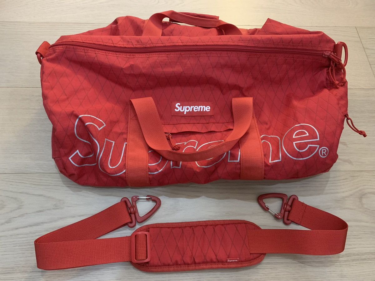 Supreme Duffle Bag (FW18) Red - FW18 - US