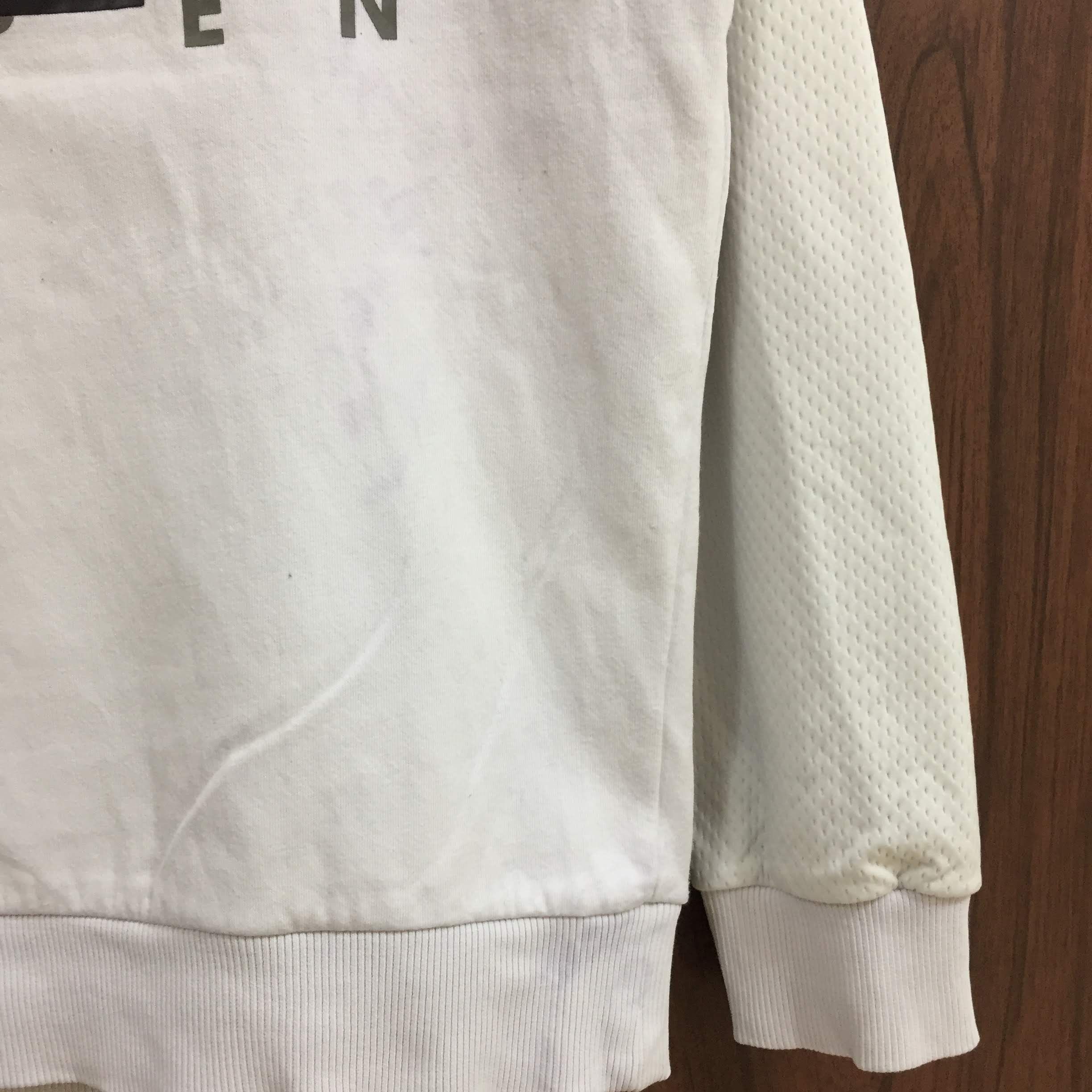 New Balance Vintage NEW BALANCE sweatshirt big logo streetwear XL fit L Size US L / EU 52-54 / 3 - 5 Thumbnail