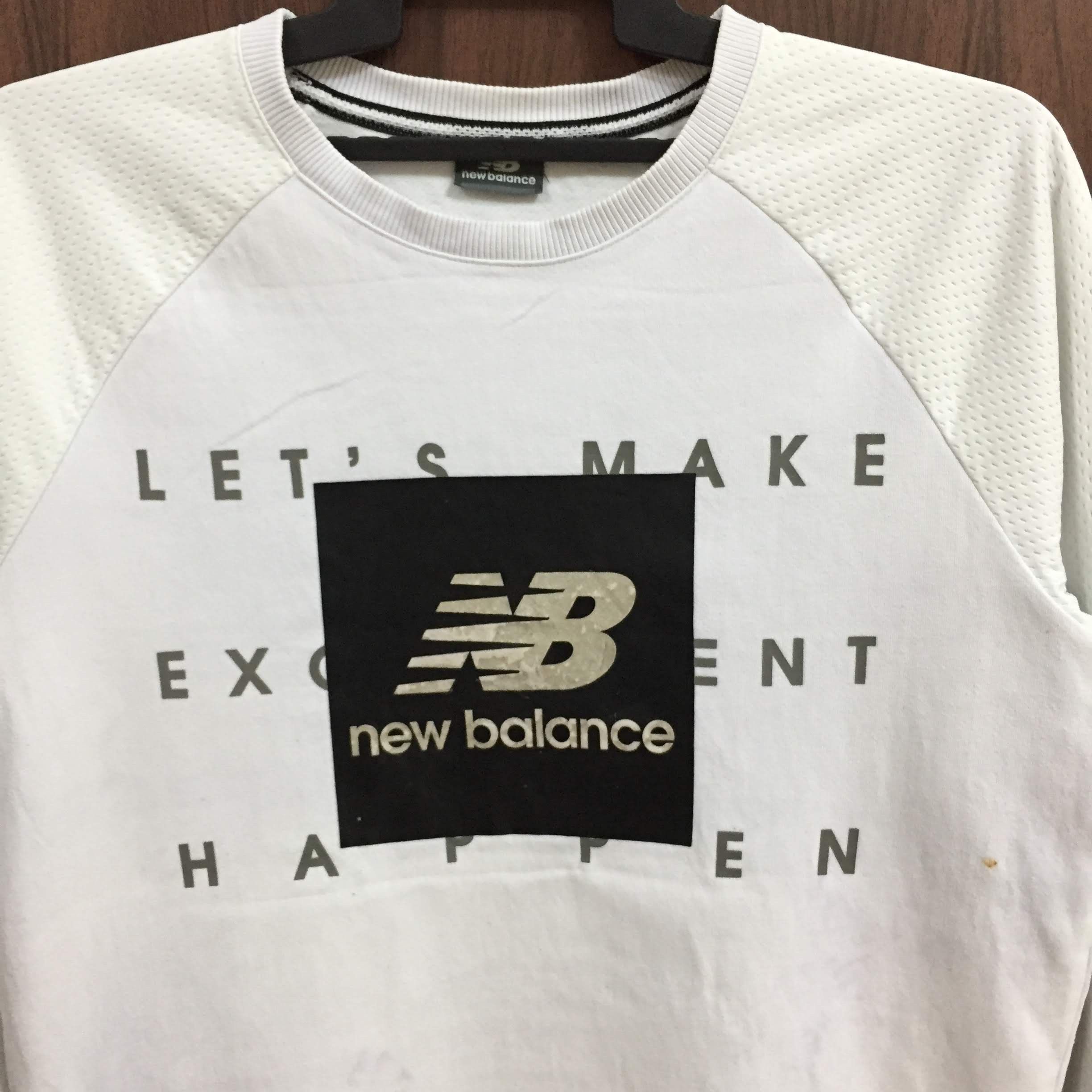 New Balance Vintage NEW BALANCE sweatshirt big logo streetwear XL fit L Size US L / EU 52-54 / 3 - 2 Thumbnail