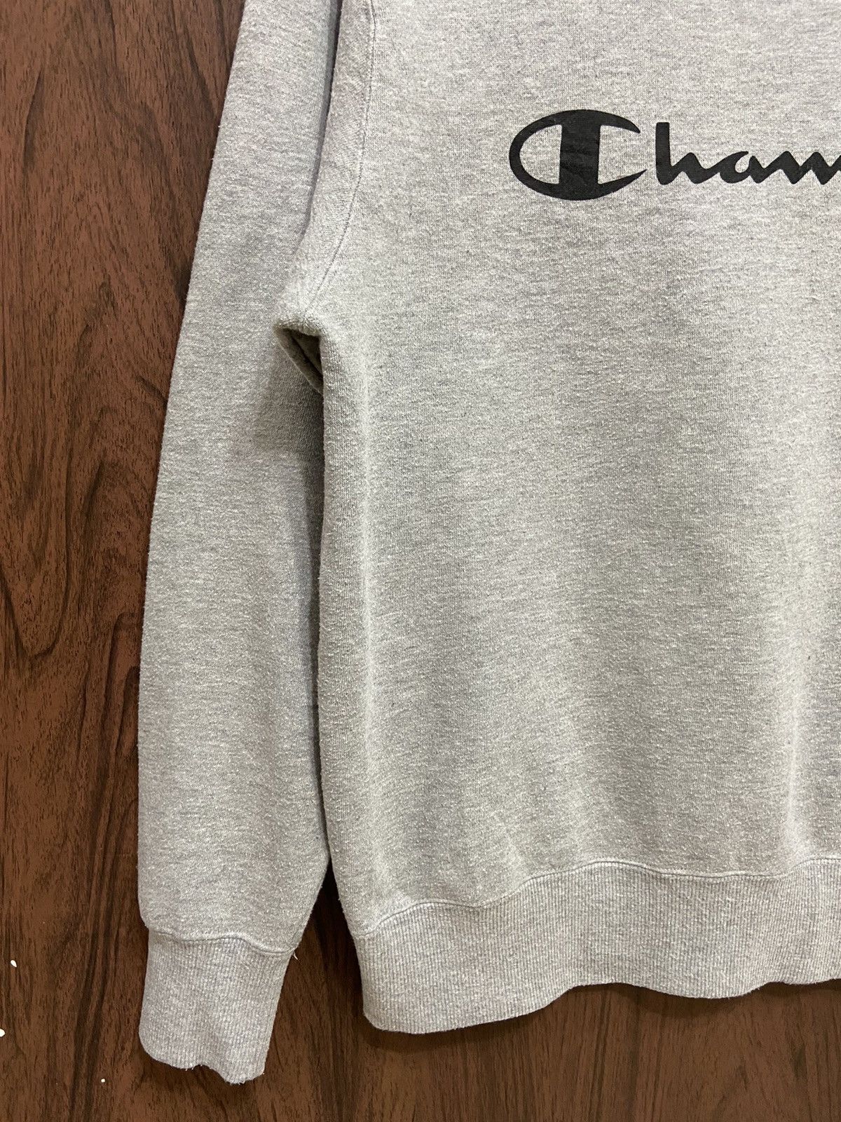 Champion Vintage Champion sweatshirt spell out big design Size US L / EU 52-54 / 3 - 4 Thumbnail