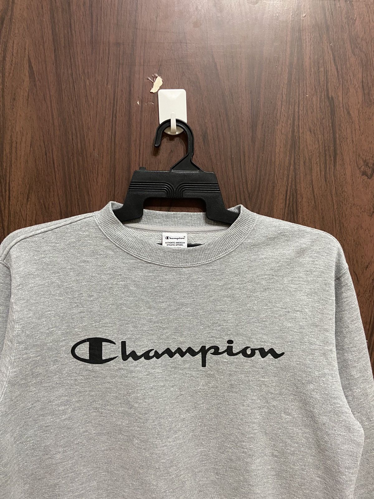Champion Vintage Champion sweatshirt spell out big design Size US L / EU 52-54 / 3 - 2 Thumbnail