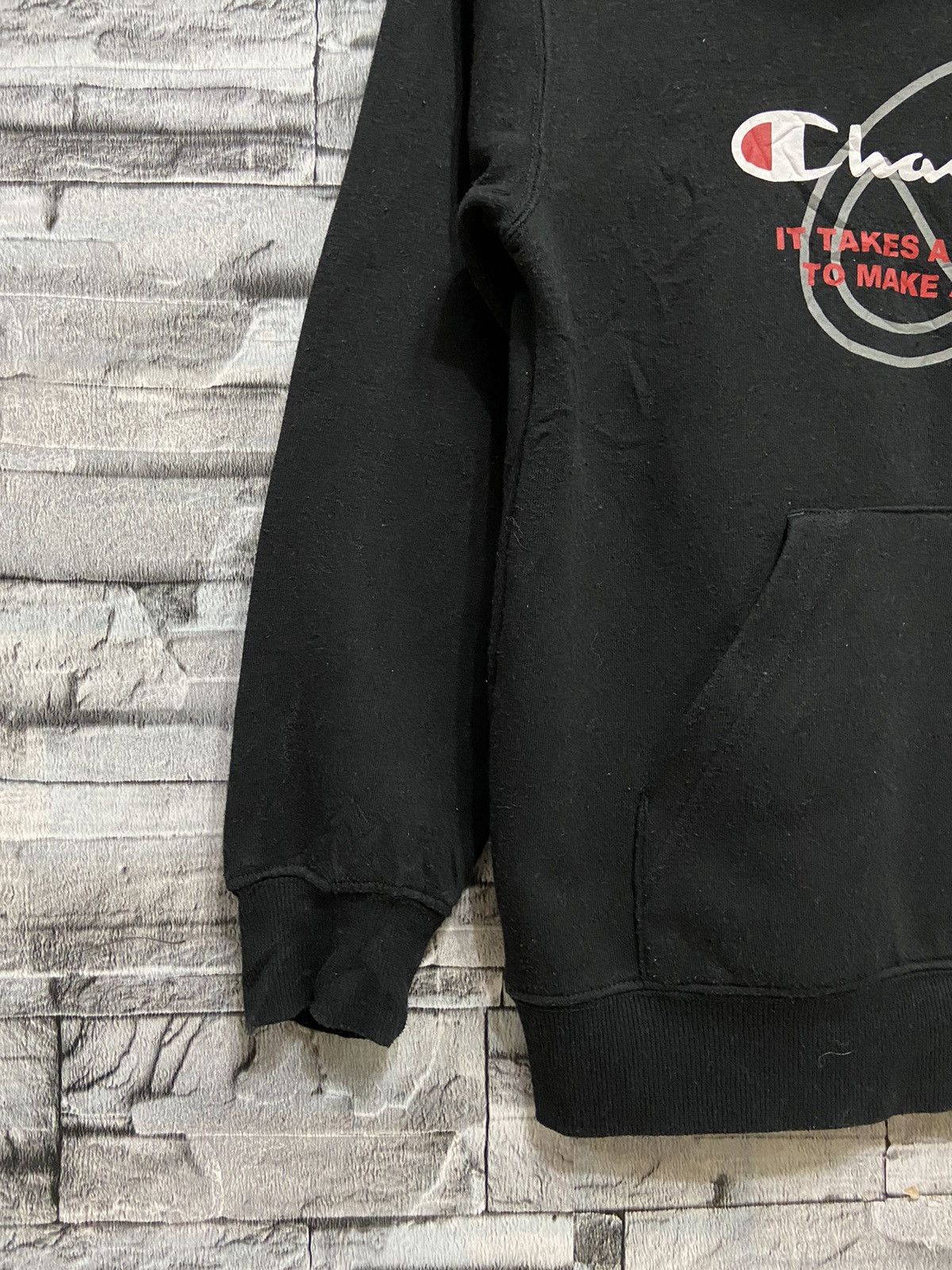 Champion Vintage Champion hoodie big logo size 150 fit XS Size US XS / EU 42 / 0 - 5 Thumbnail
