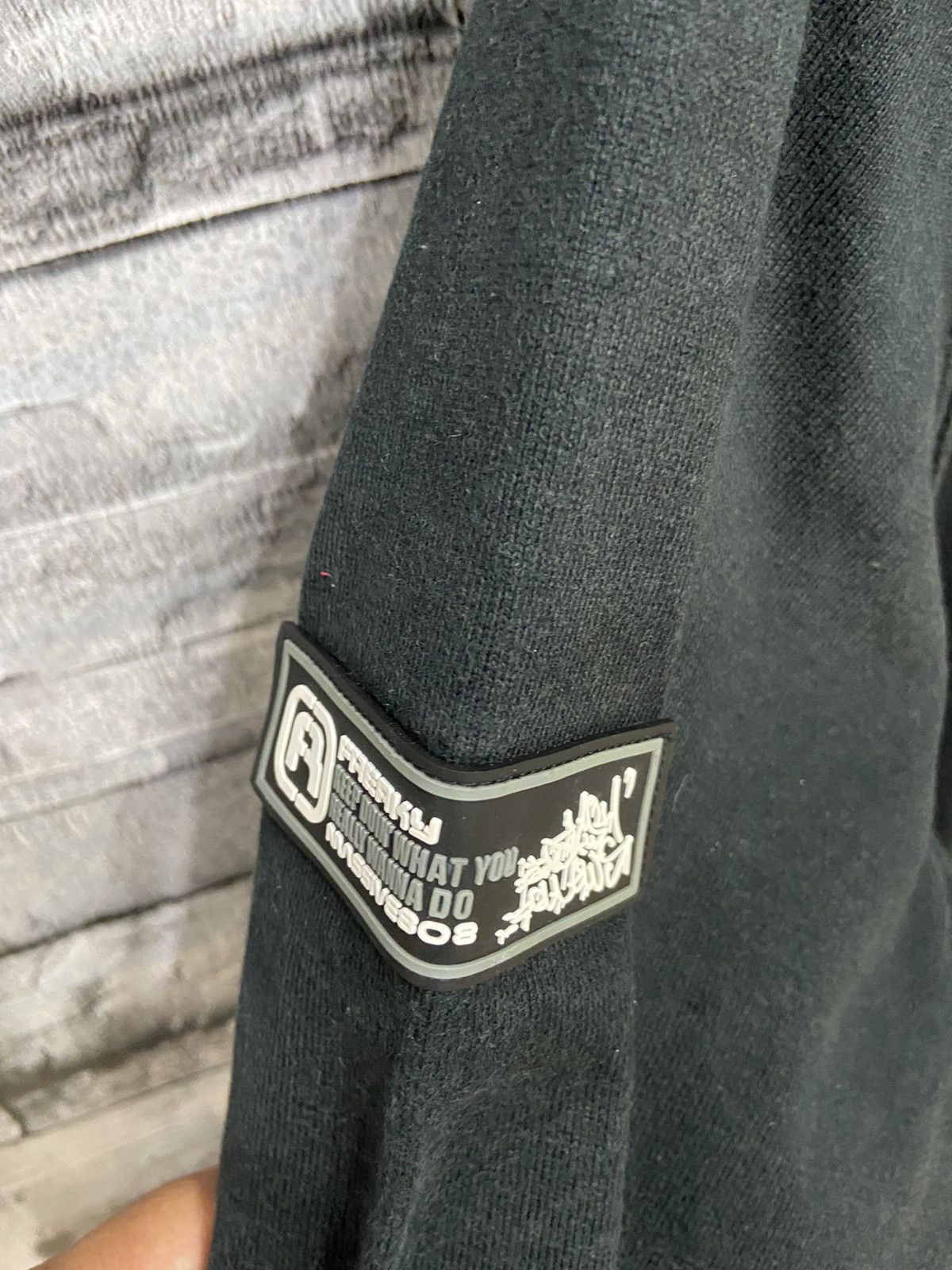 Japanese Brand Freaky Massive sweatshirt embroidered hip hop streetfashion Size US XL / EU 56 / 4 - 6 Thumbnail