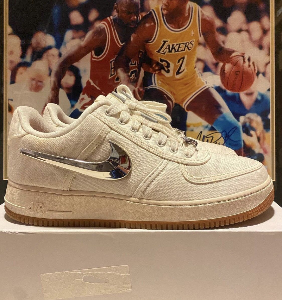 Travis Scott Airforce 1 “Sail”