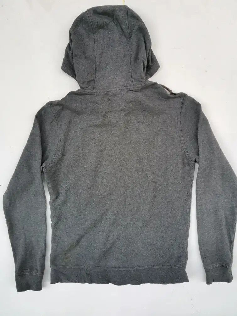 Nike Nike Embroidered Logo Hoodie Sweaters Size US L / EU 52-54 / 3 - 2 Thumbnail