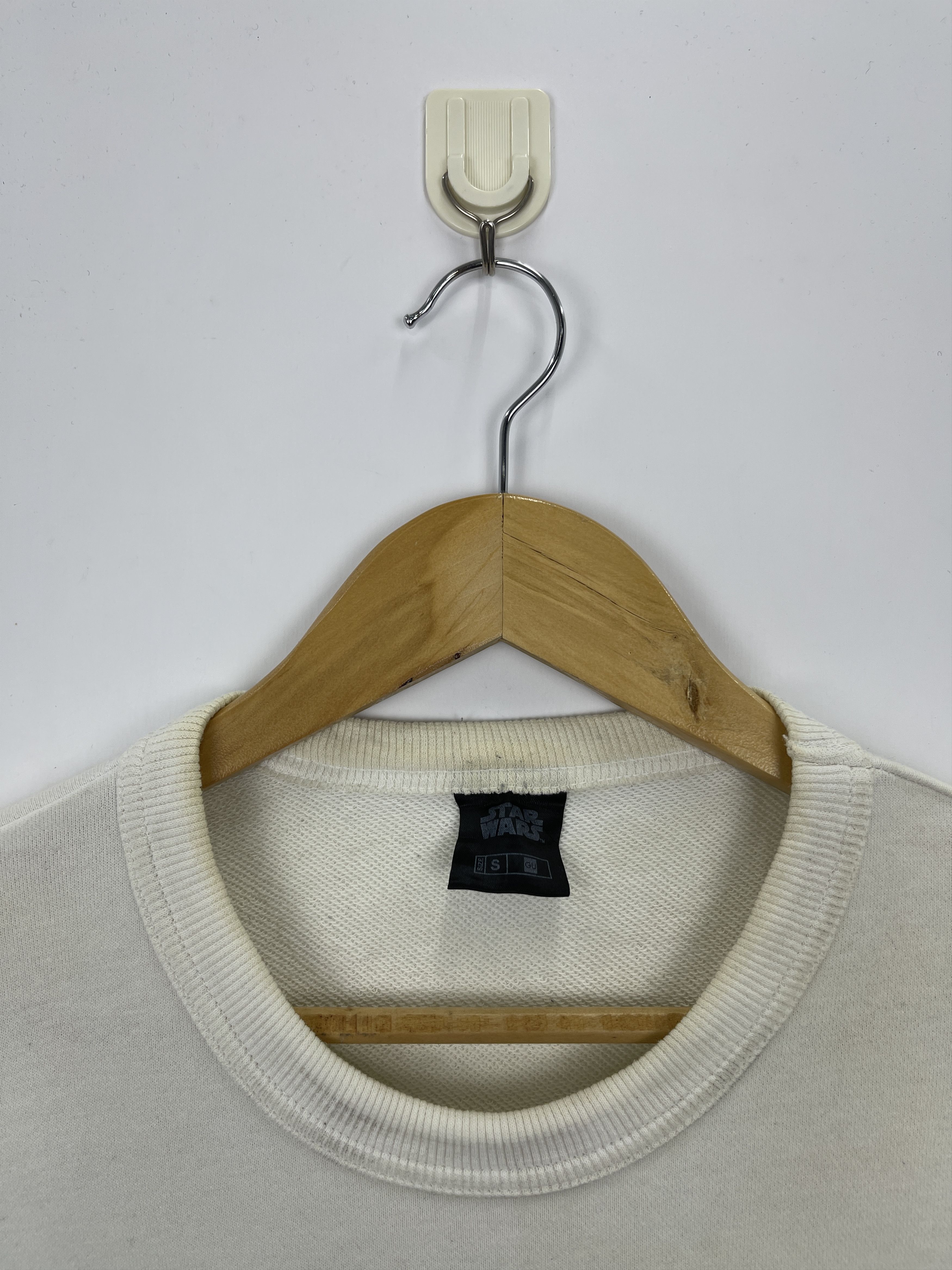 Star Wars Vintage Star Wars Uniqlo GU Crewnecck Pullover Tshirt Size US S / EU 44-46 / 1 - 11 Thumbnail